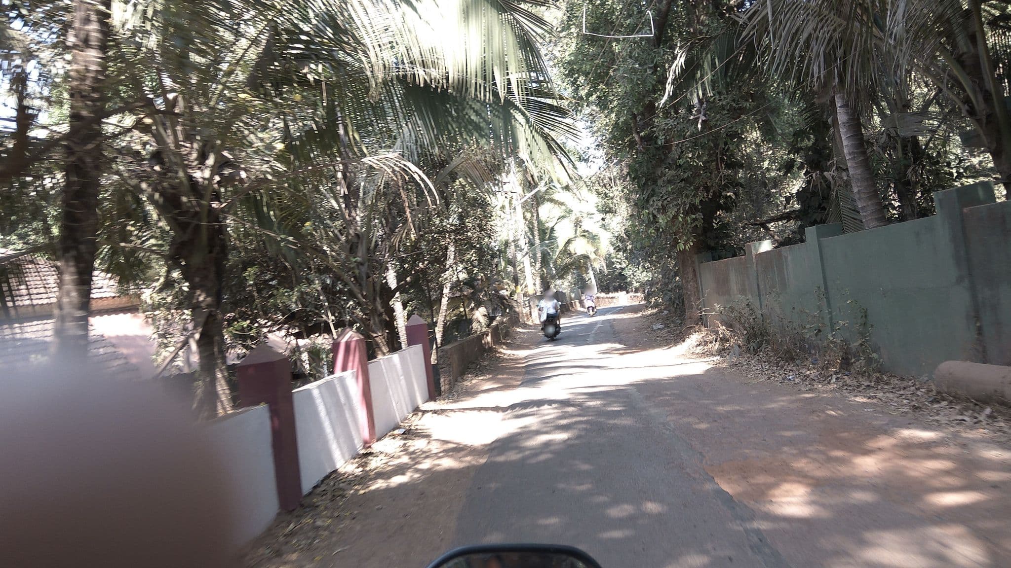 Street view near Jungle Hostel (west wing), Vagator — © natarajakaveeti (CC BY-SA · Mapillary)