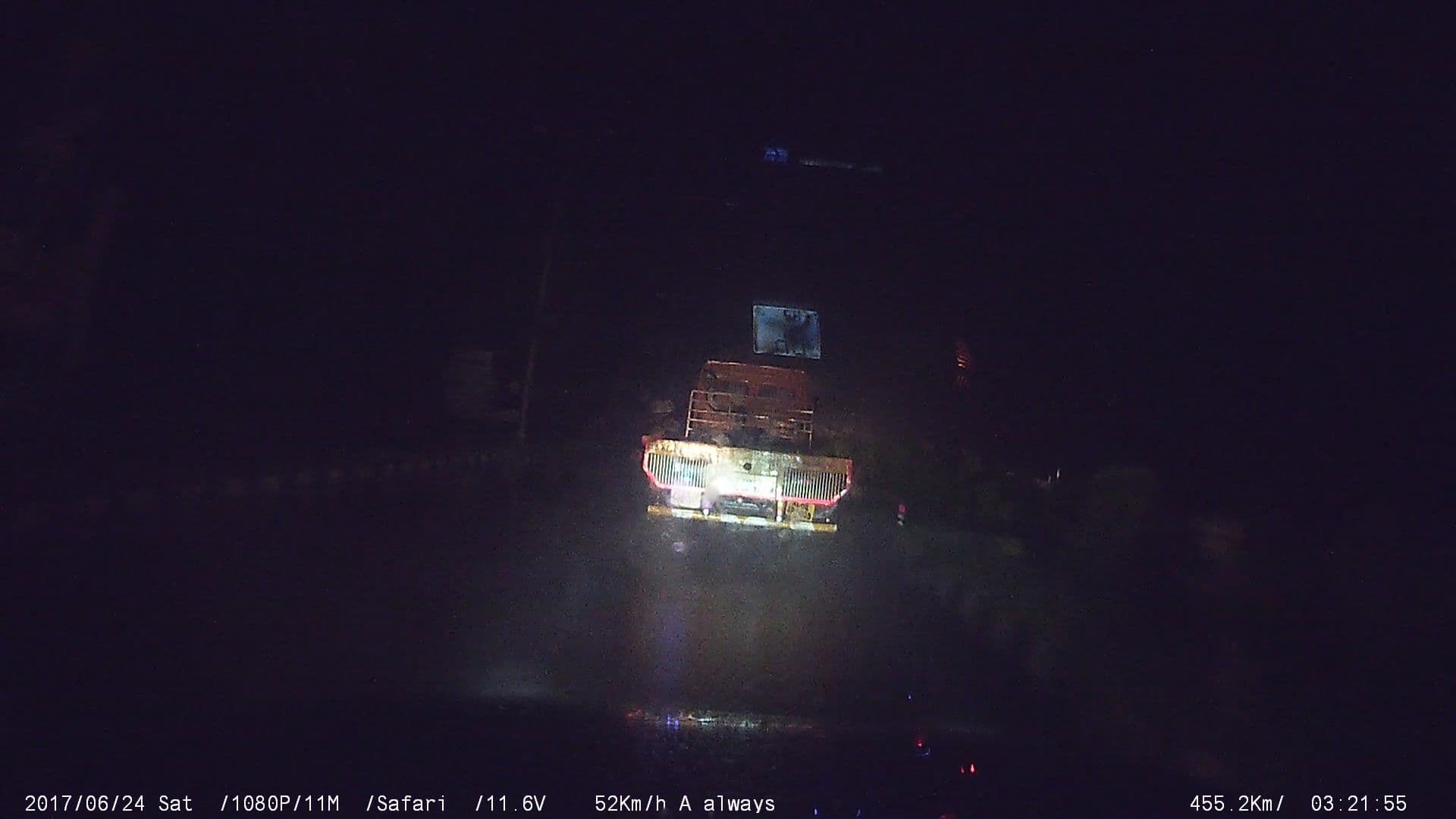 Street view near Taj Puzhayoram Nellayi, Puthukkad — © johnichan (CC BY-SA · Mapillary)