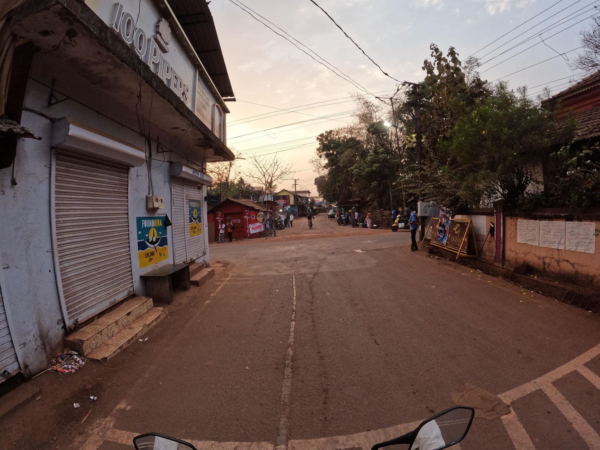 Street view near Rajesh Hotel, Solim — © lucomsky (CC BY-SA · Mapillary)