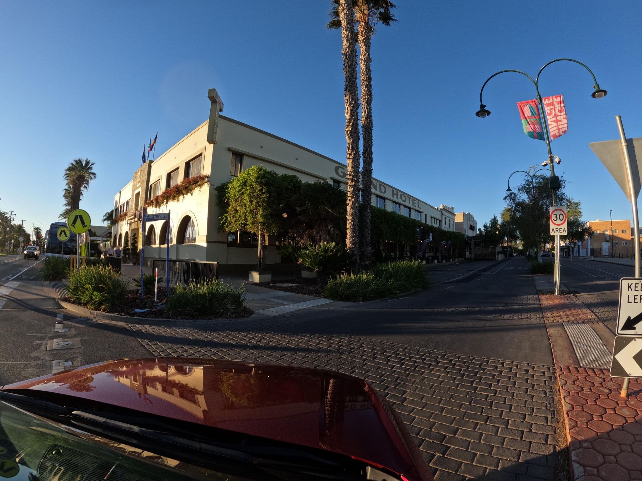 Street view near Mildura Grand, Mildura — © skillsy (CC BY-SA · Mapillary)