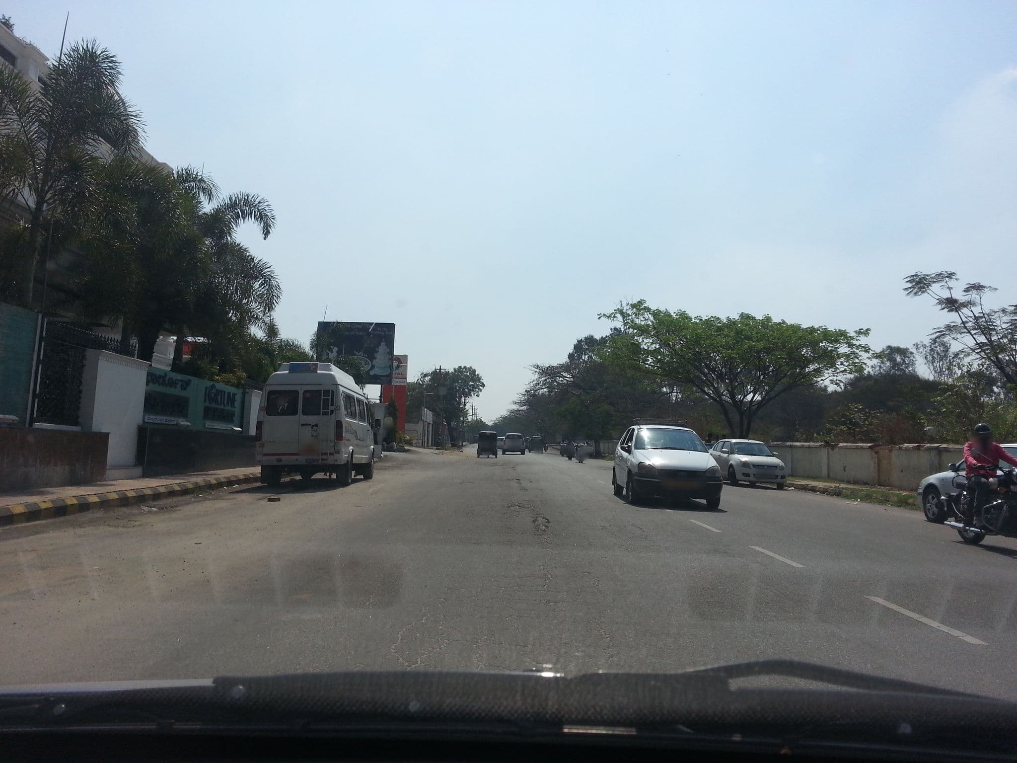 Street view near Fortune JP Palace, Mysuru — © ruth (CC BY-SA · Mapillary)