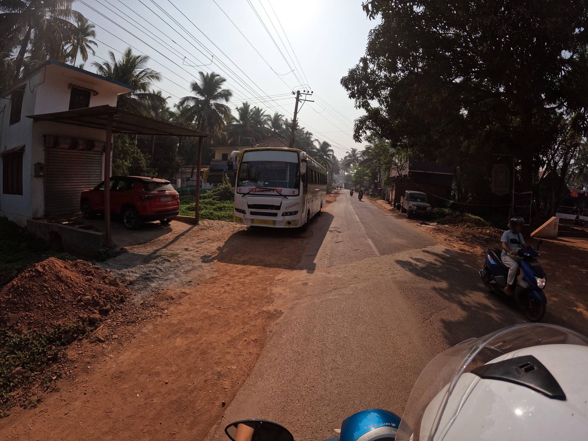 Street view near Morjim Grand Inn, Morjim — © lucomsky (CC BY-SA · Mapillary)