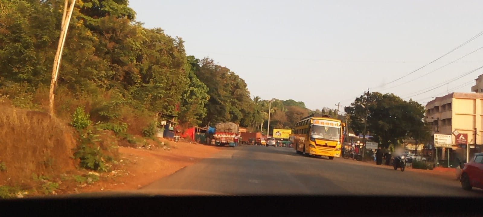 Street view near Kamat Executive Inn, Honnavar — © pradeepbv (CC BY-SA · Mapillary)