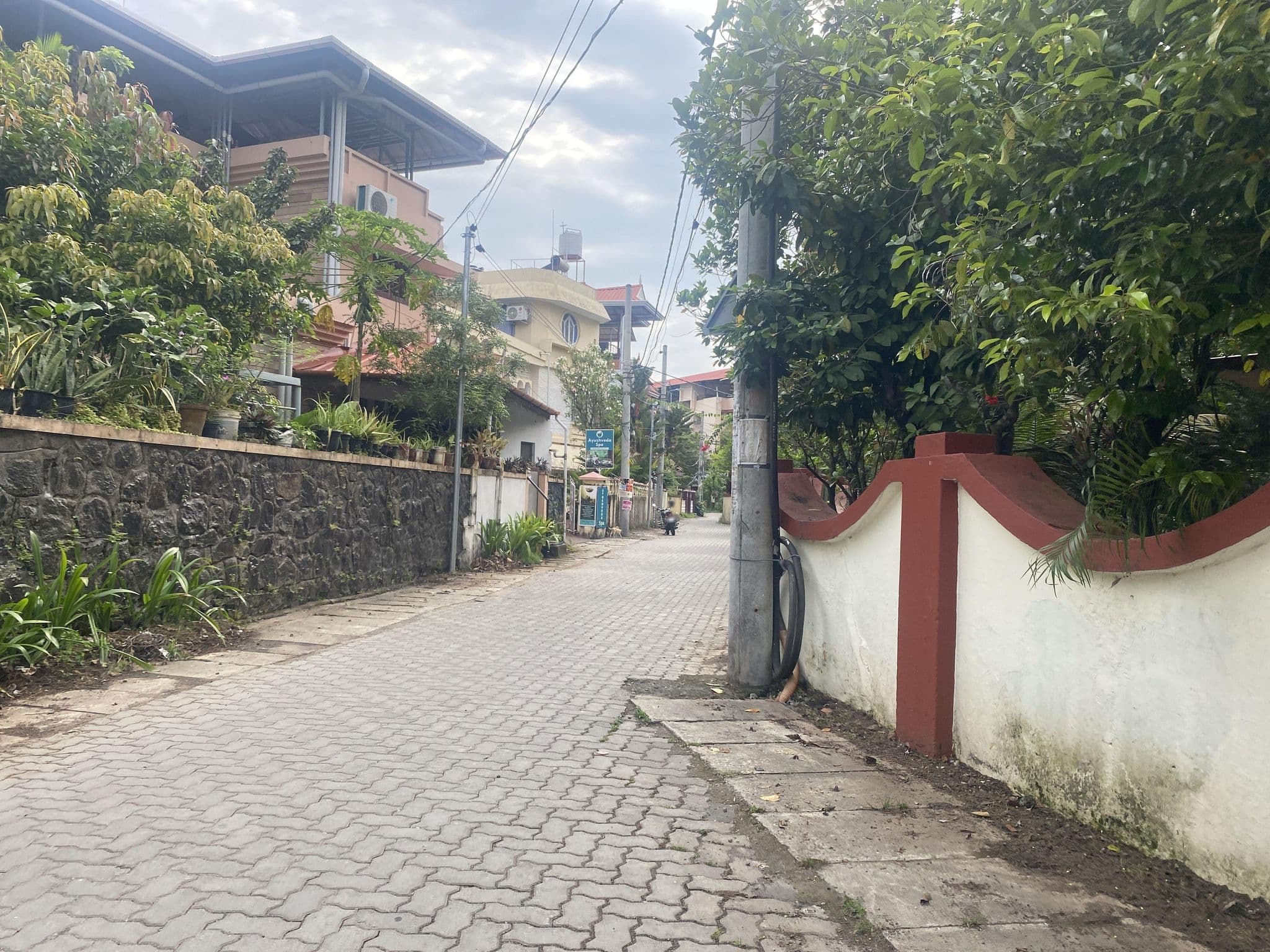Street view near Yoga Inn Art Hostel, Vypīn