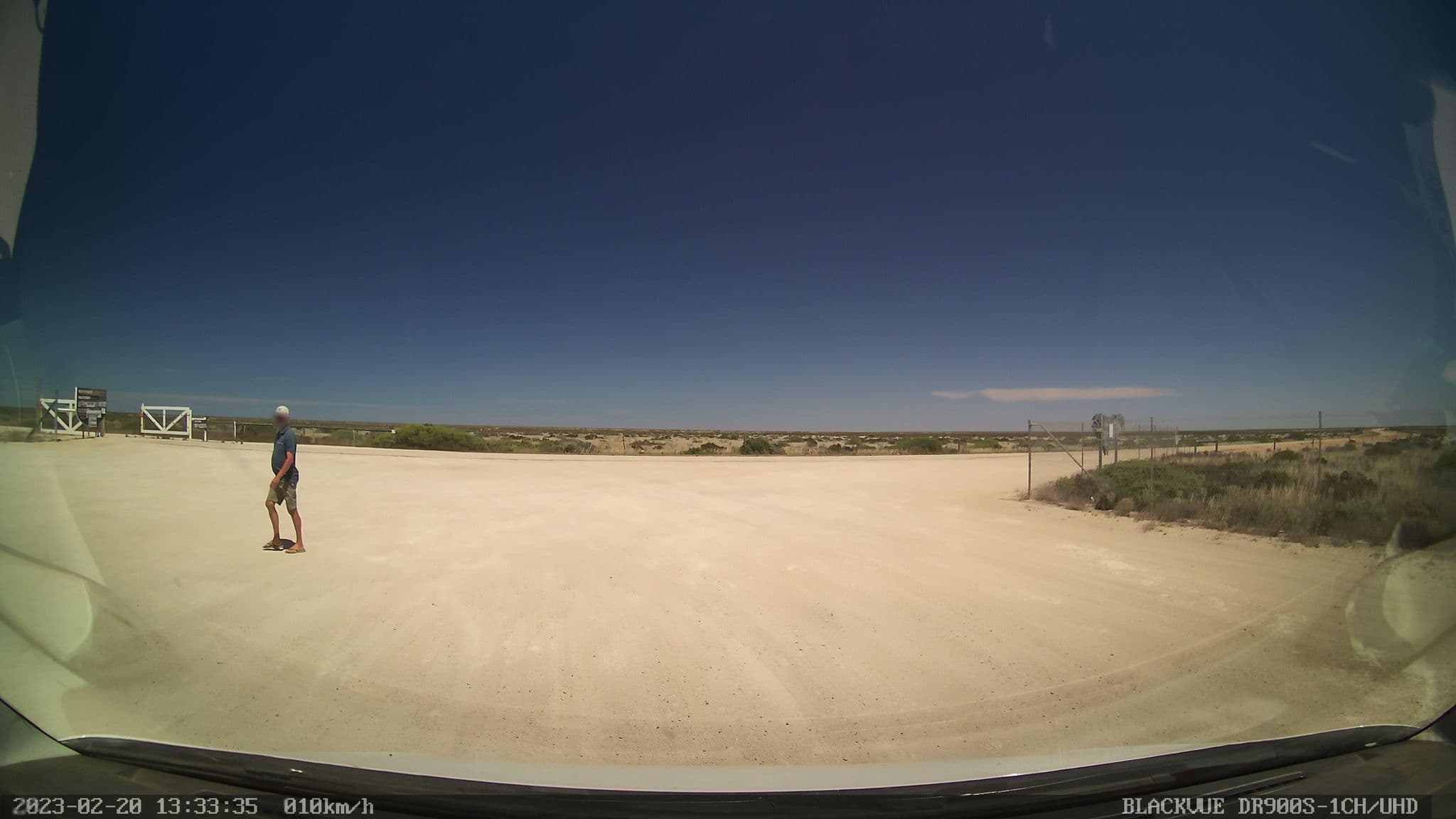 Street view near Whitewell Tank Free Camping Area, Ceduna — © bob3bob3 (CC BY-SA · Mapillary)
