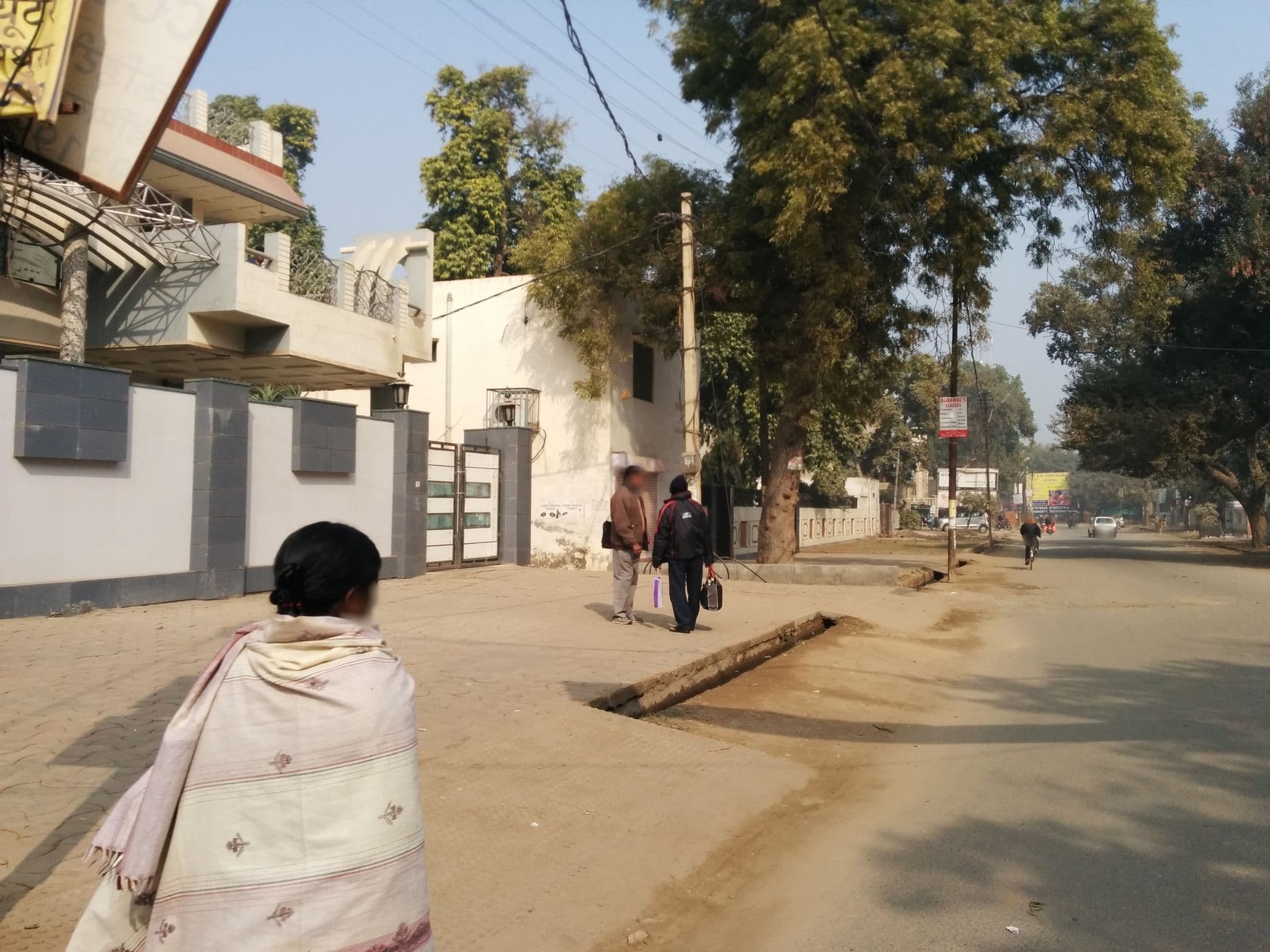 Street view near Gaurav guesthouse 1, Mathura — © sashazykov (CC BY-SA · Mapillary)