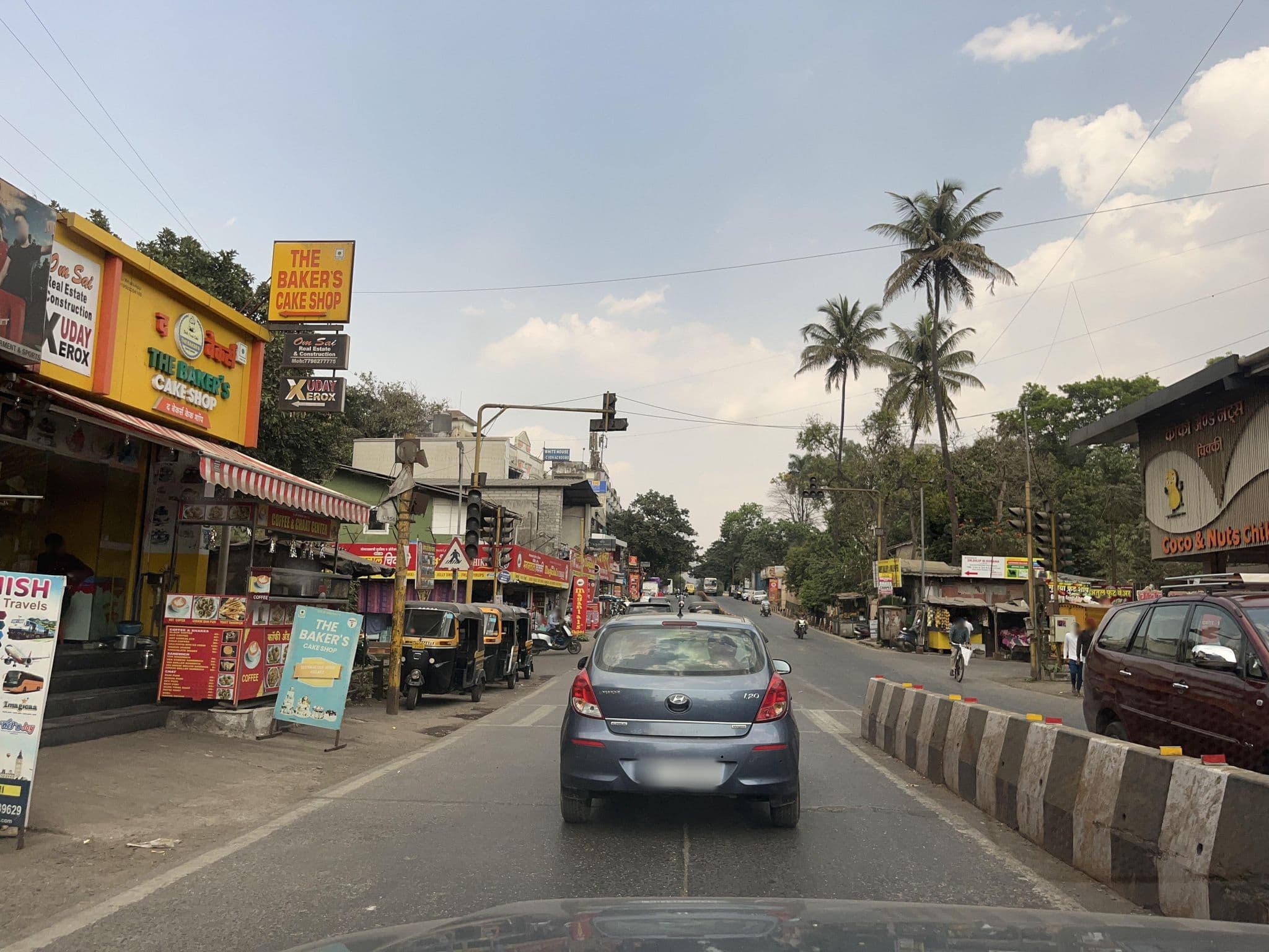 Street view near Udipi Refreshment, Lonavla — © Absawant (CC BY-SA · Mapillary)