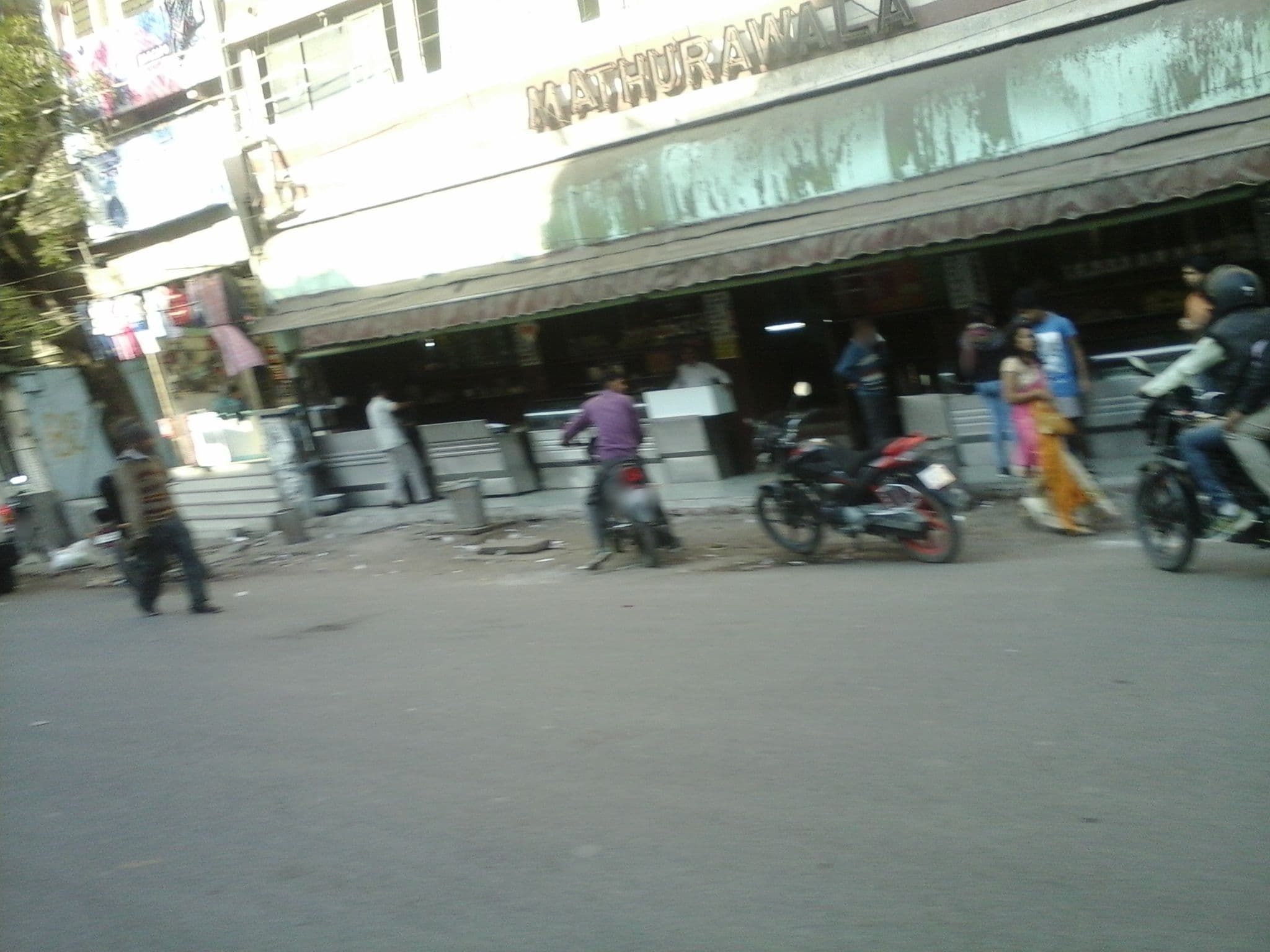 Street view near Hotel Chanakya, Pālda — © shivanikhandelwal (CC BY-SA · Mapillary)