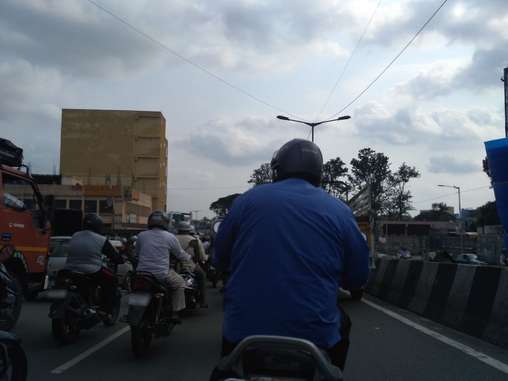 Street view near Benhur Pride, Bengaluru — © chethan (CC BY-SA · Mapillary)