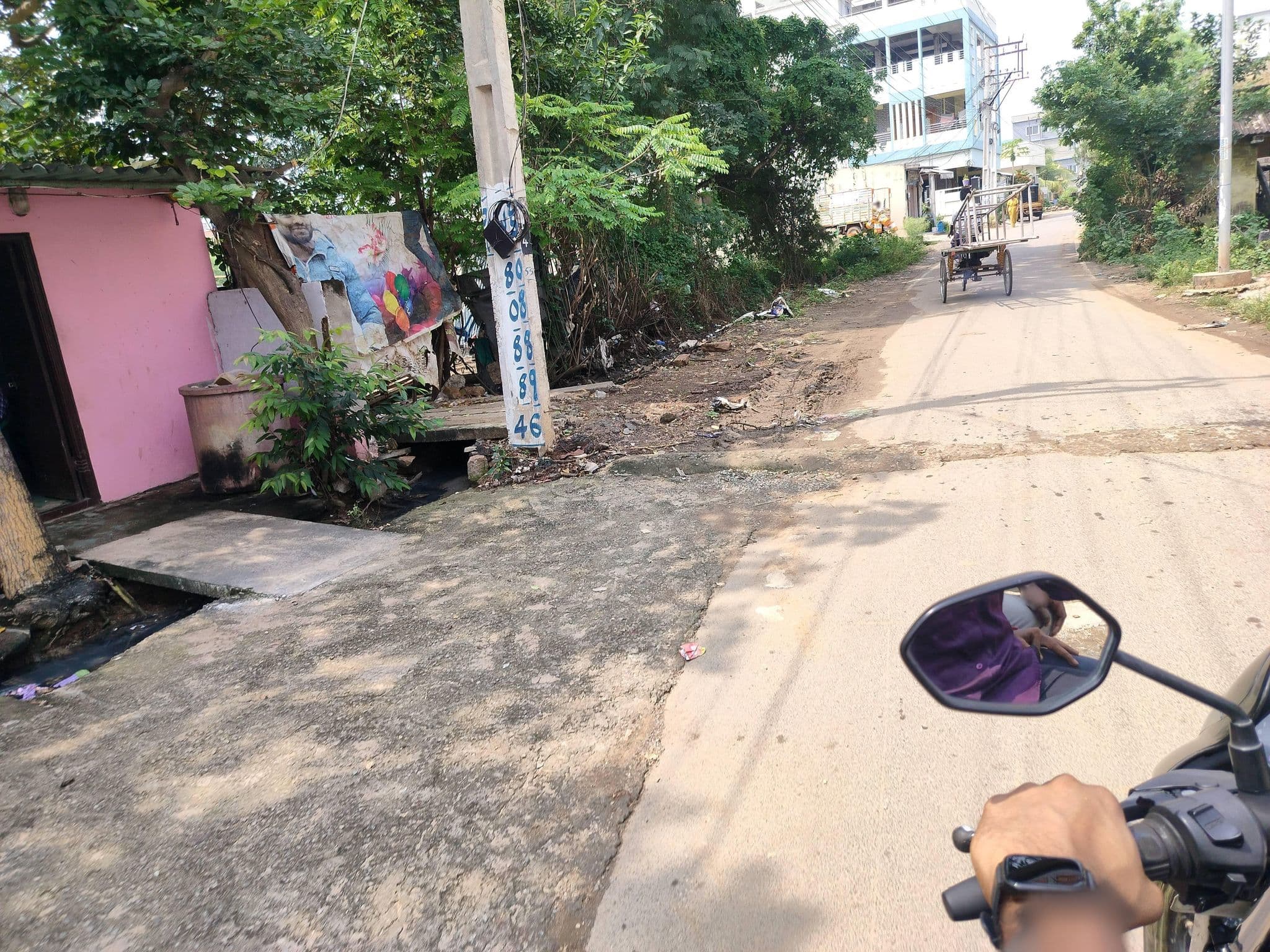 Street view near Sri Venakateswara, Vaddeswaram — © GUTTA_SAI_PHANINDRA (CC BY-SA · Mapillary)