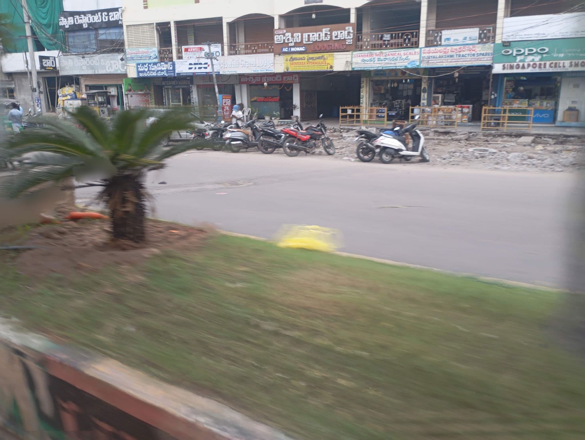 Street view near Hotel Royal Swagruha, Guntur — © Bhavya_16 (CC BY-SA · Mapillary)