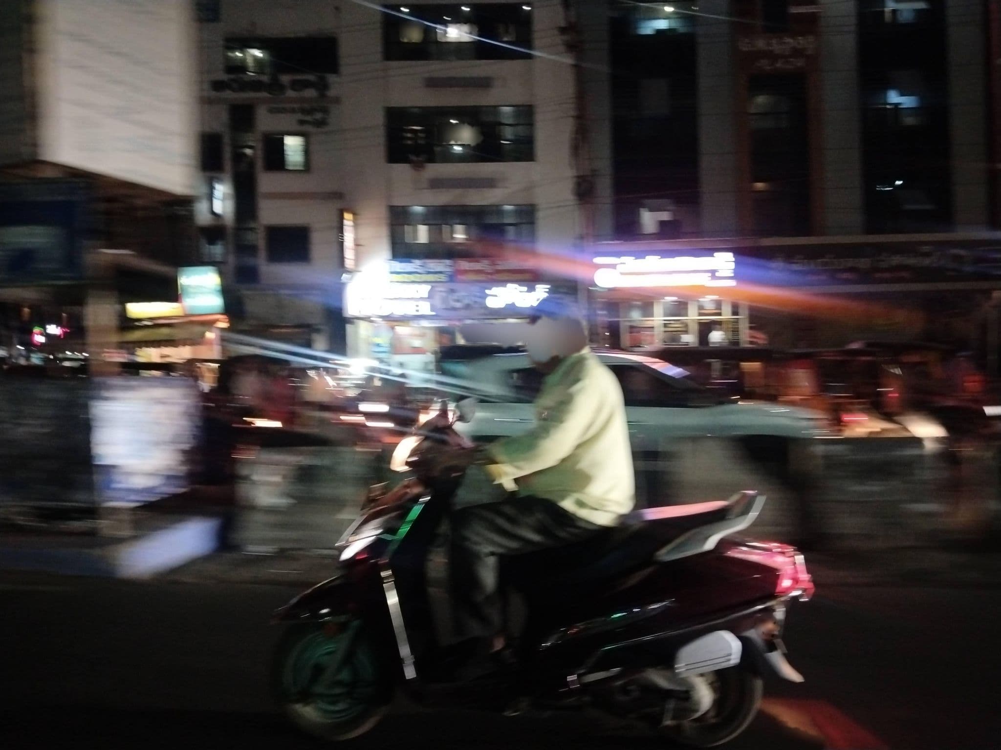 Street view near Galaxy Lodge, Guntur — © Shaik_mohammad_ashraf (CC BY-SA · Mapillary)