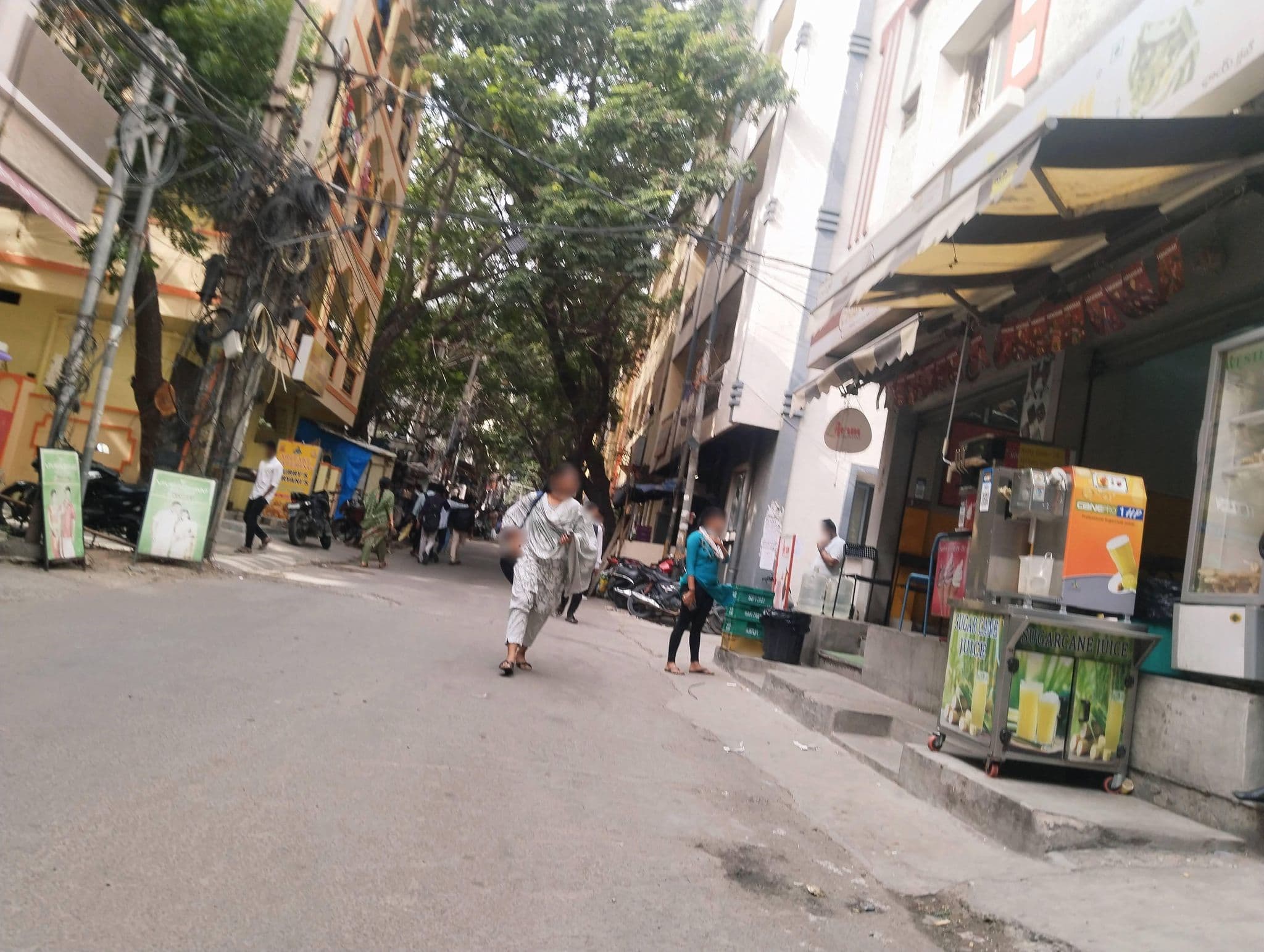Street view near Mahalakshmi Boys Hostel, Kukatpally