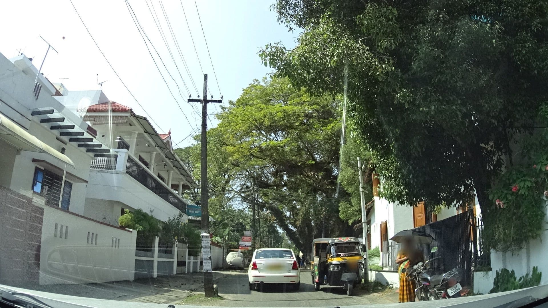 Street view near Masters Homestay, Vypīn — © geohacker (CC BY-SA · Mapillary)