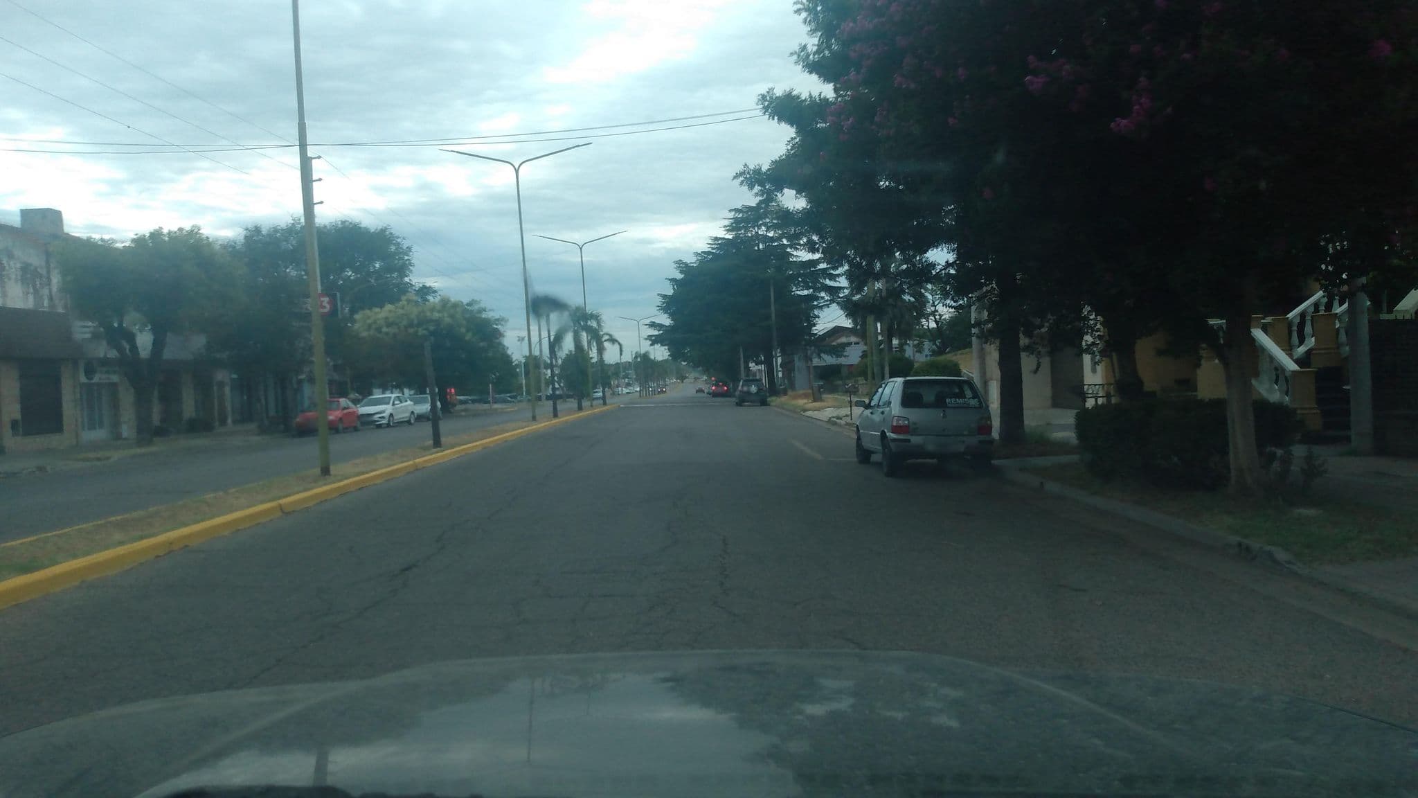 Street view near Hotel El Faro, Trenque Lauquen — © andresduhour (CC BY-SA · Mapillary)