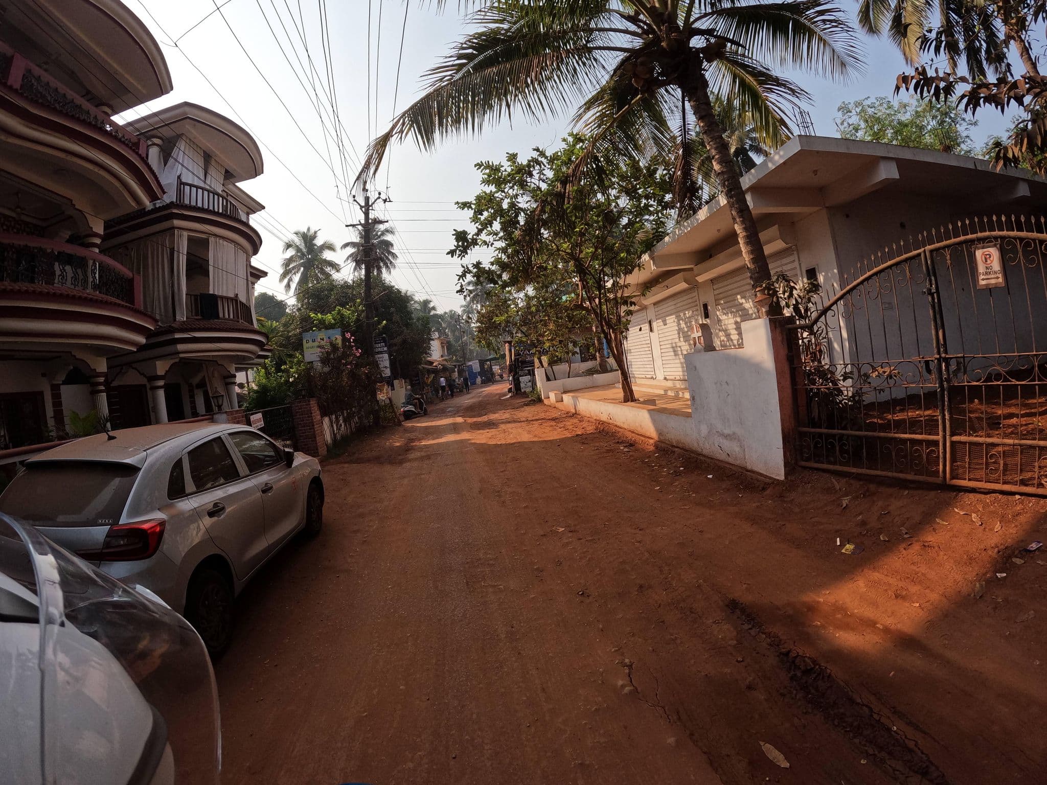 Street view near Kartik resort, Mandrem — © lucomsky (CC BY-SA · Mapillary)