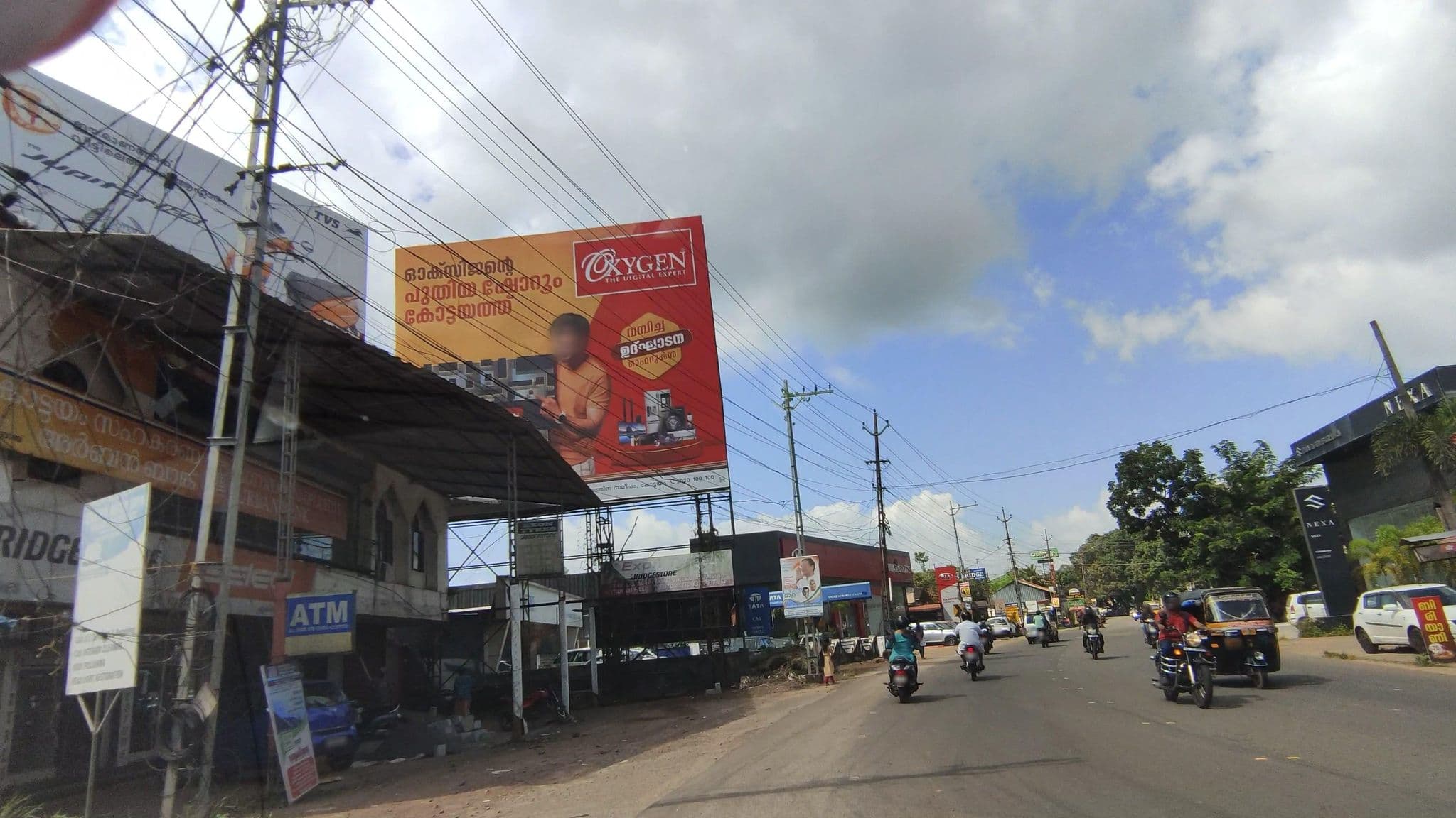 Street view near mattathil restaurant, Kottayam — © V15 (CC BY-SA · Mapillary)
