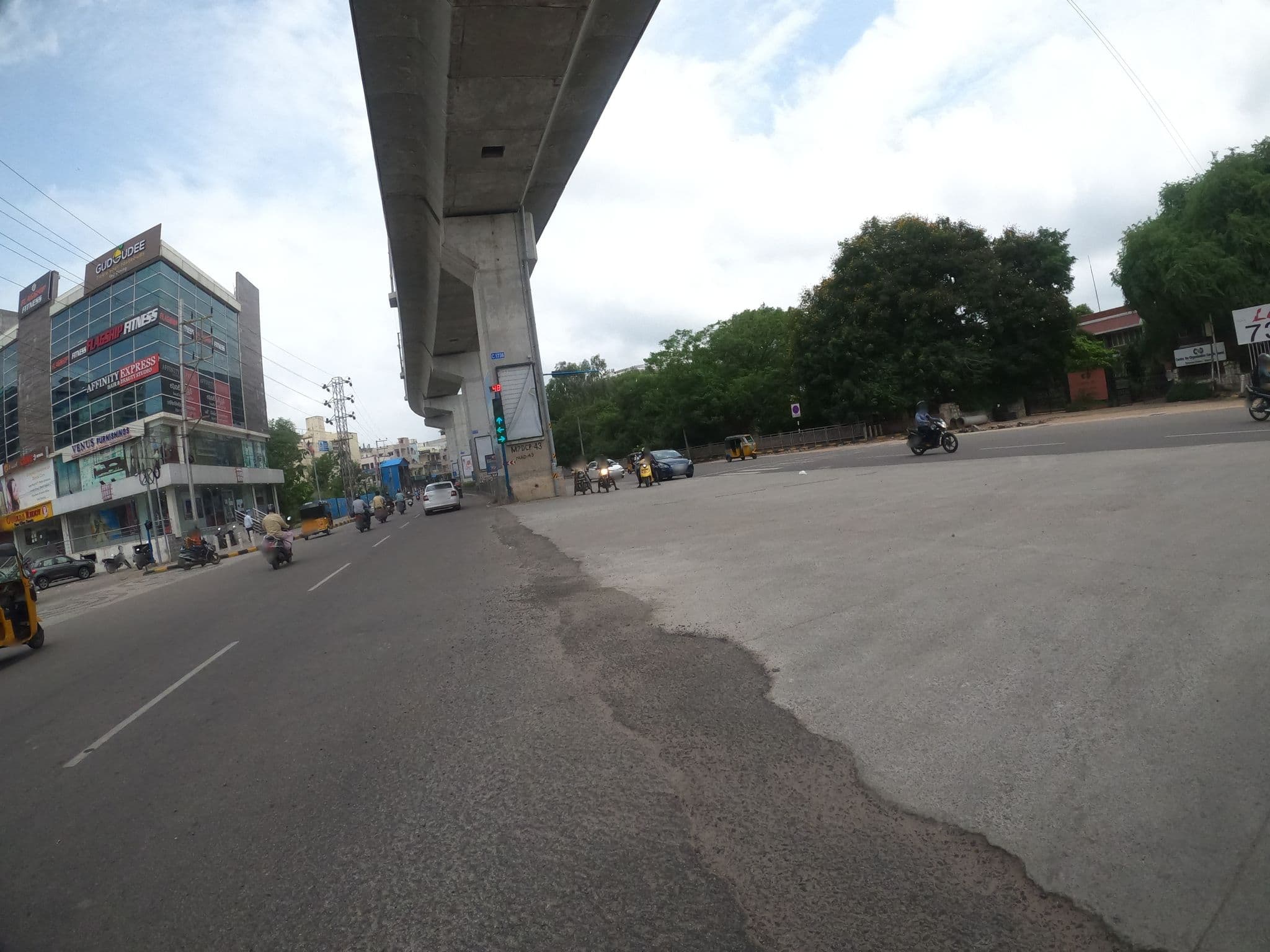 Street view near Hotel Supreme Parkview, Kukatpally — © pra1985 (CC BY-SA · Mapillary)