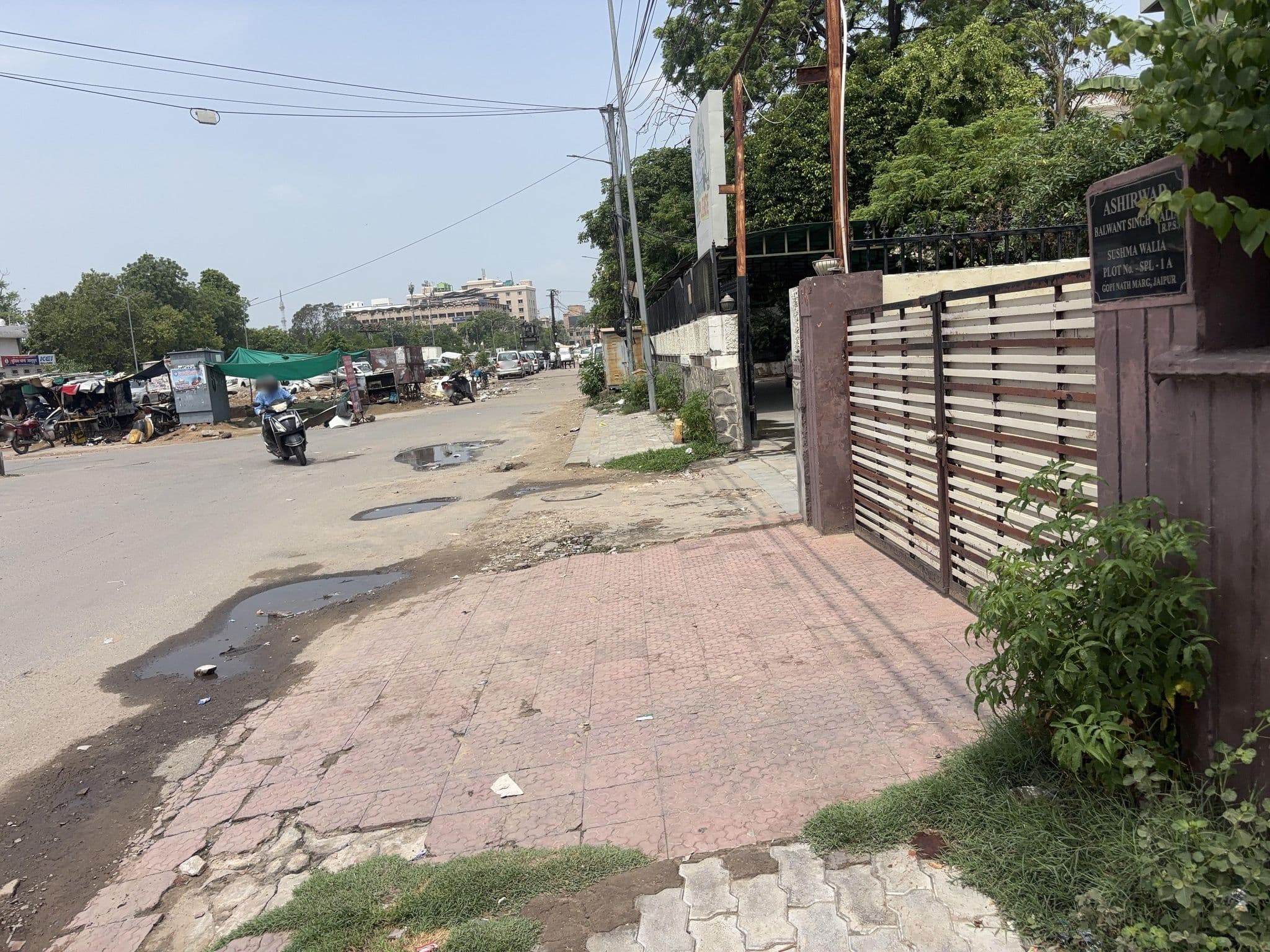 Street view near Horn Ok Please Hostel Jaipur, Jaipur — © robot8a (CC BY-SA · Mapillary)