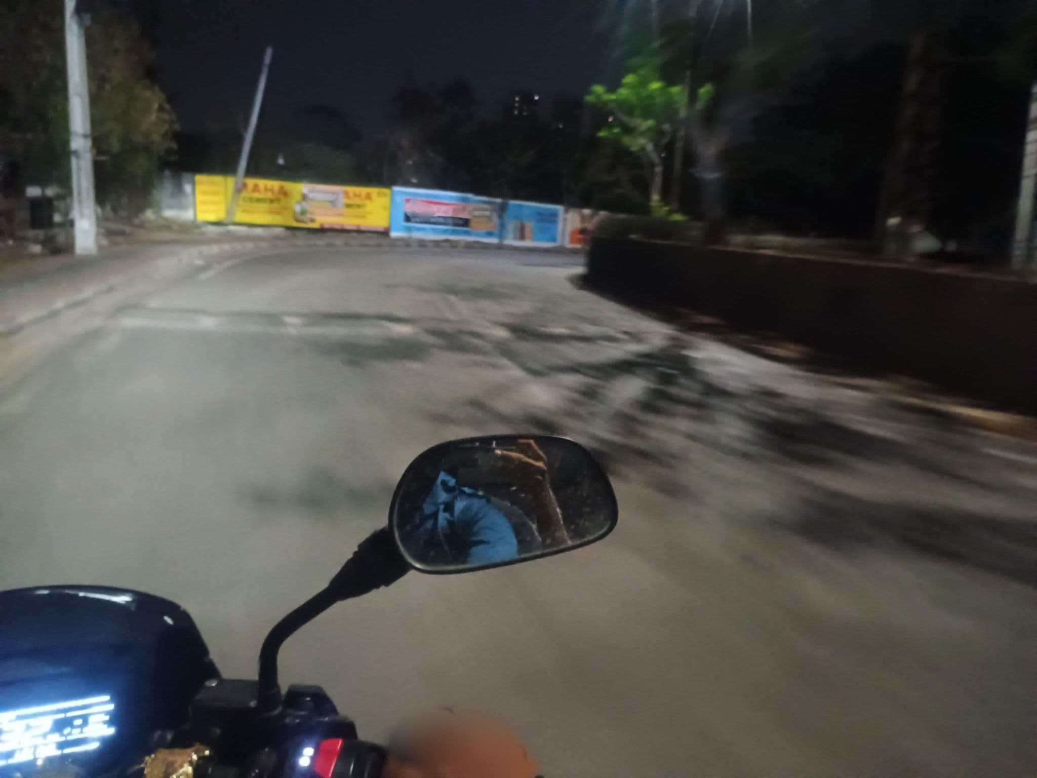 Street view near oyo hotel, Kukatpally