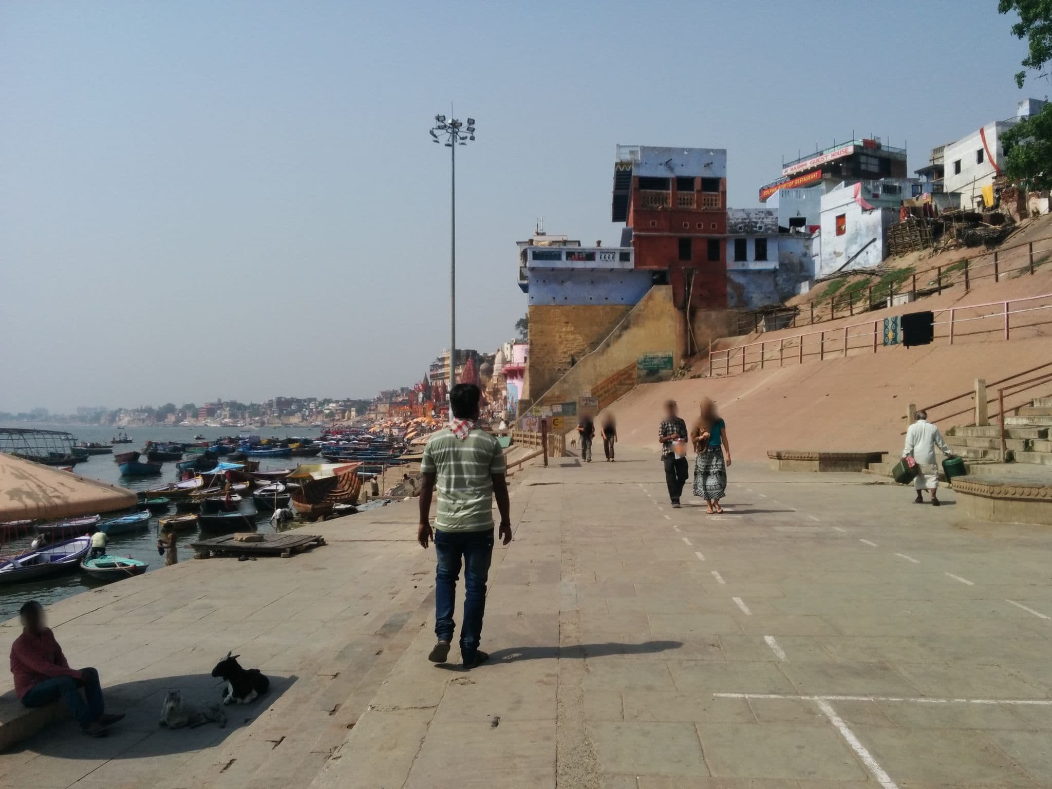 Street view near Alakhnanda, Varanasi