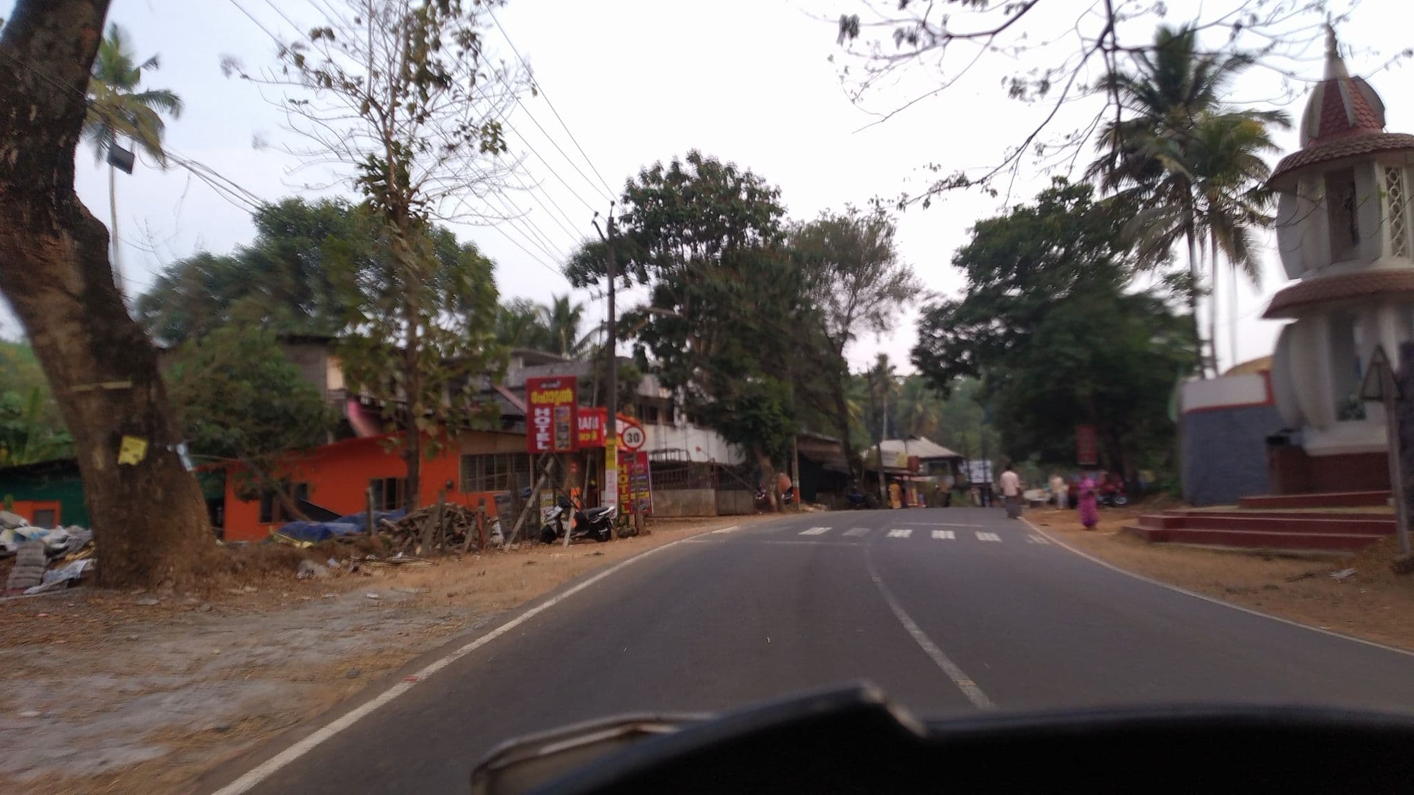 Street view near Hotel rari, Puthuppally — © jothishbabu (CC BY-SA · Mapillary)