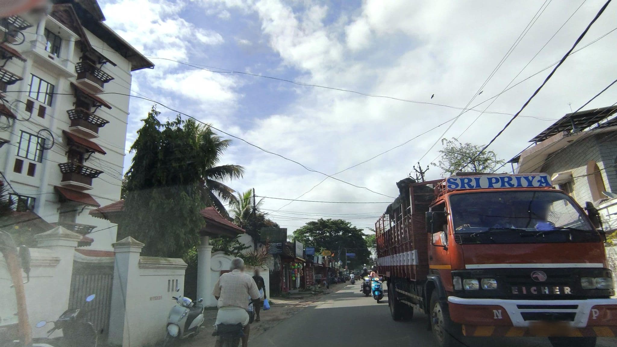 Street view near padipura Residency, Alappuzha — © V15 (CC BY-SA · Mapillary)