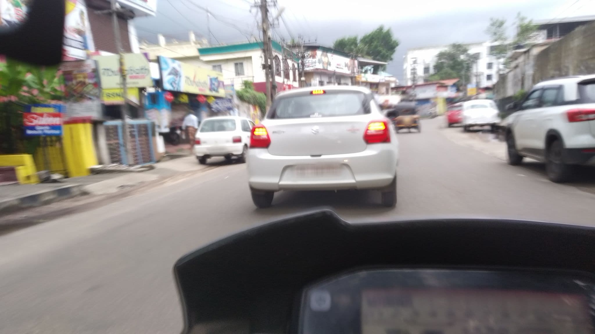 Street view near Mayoora Lodge, Attingal — © jothishbabu (CC BY-SA · Mapillary)