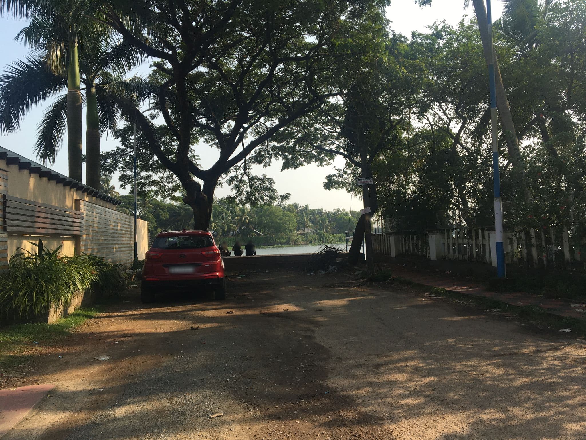 Street view near Aratt Mansion, Maradu — © livableurbanism (CC BY-SA · Mapillary)