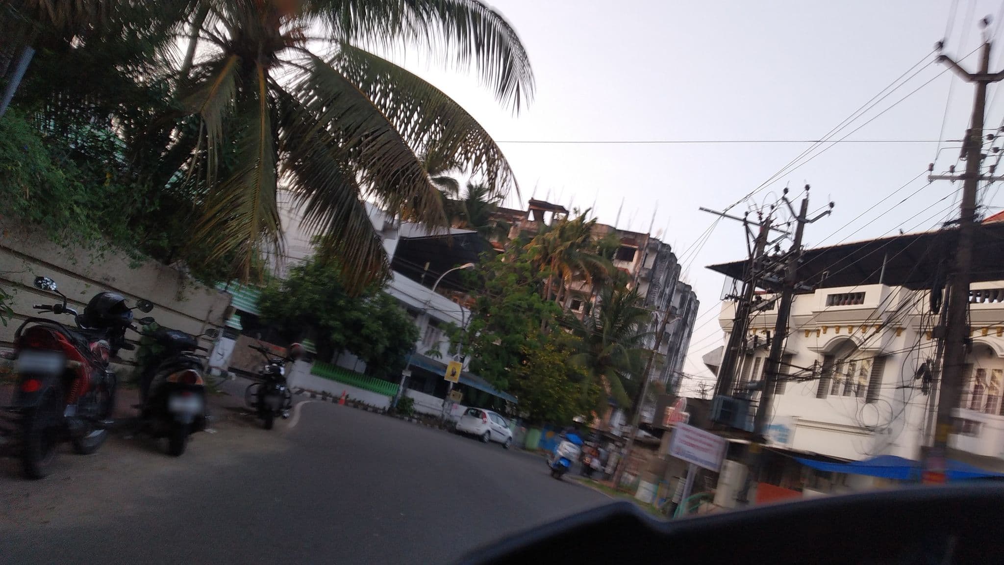 Street view near Fathimas fast food, Kochi — © jothishbabu (CC BY-SA · Mapillary)