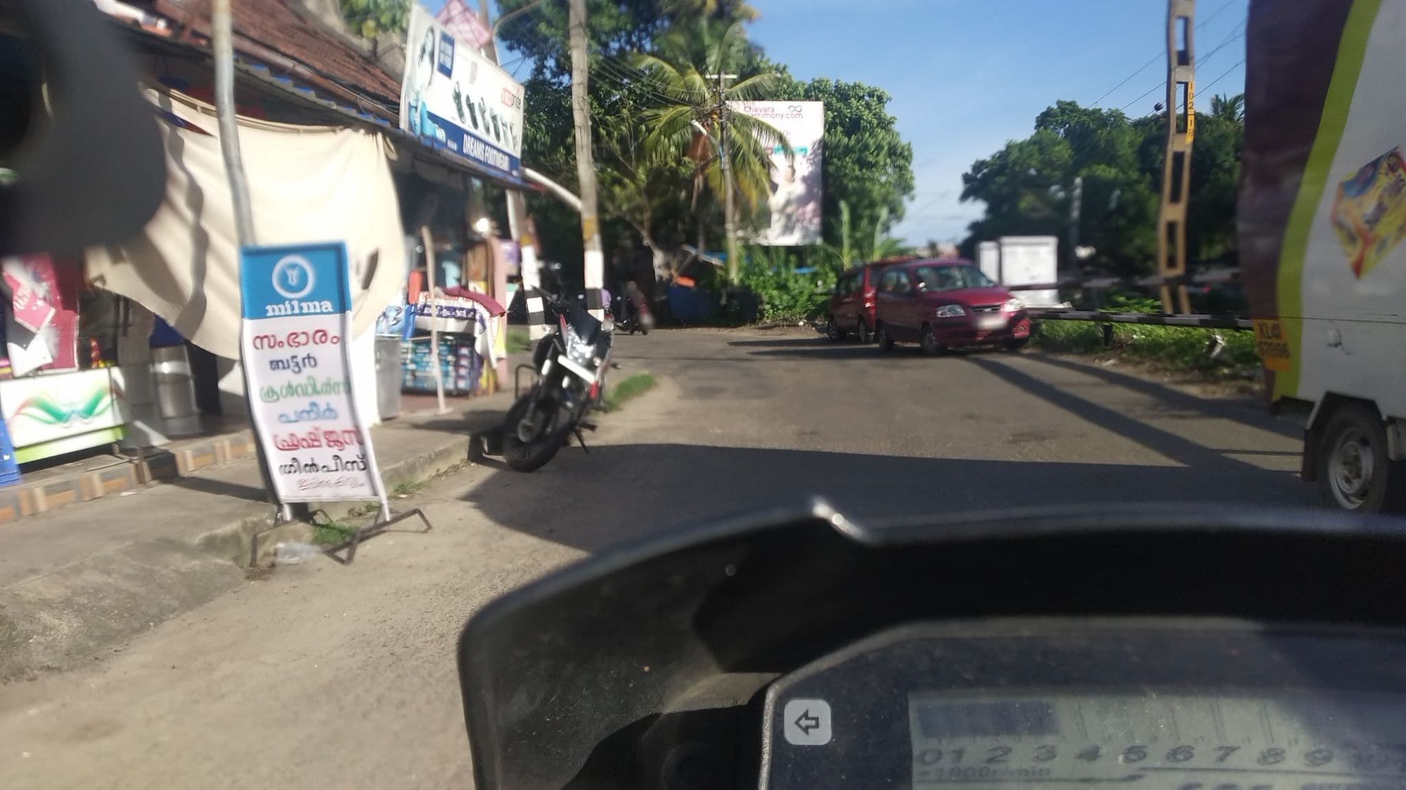 Street view near Svastlie, Mulavukad — © jothishbabu (CC BY-SA · Mapillary)
