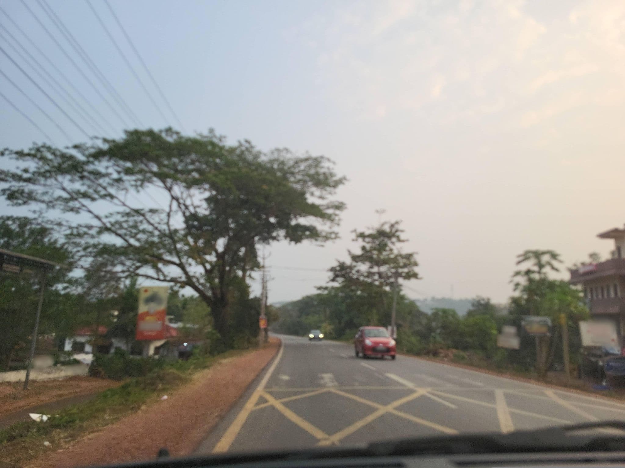 Street view near Hotel Rajesh, Taliparamba — © jothishbabu (CC BY-SA · Mapillary)