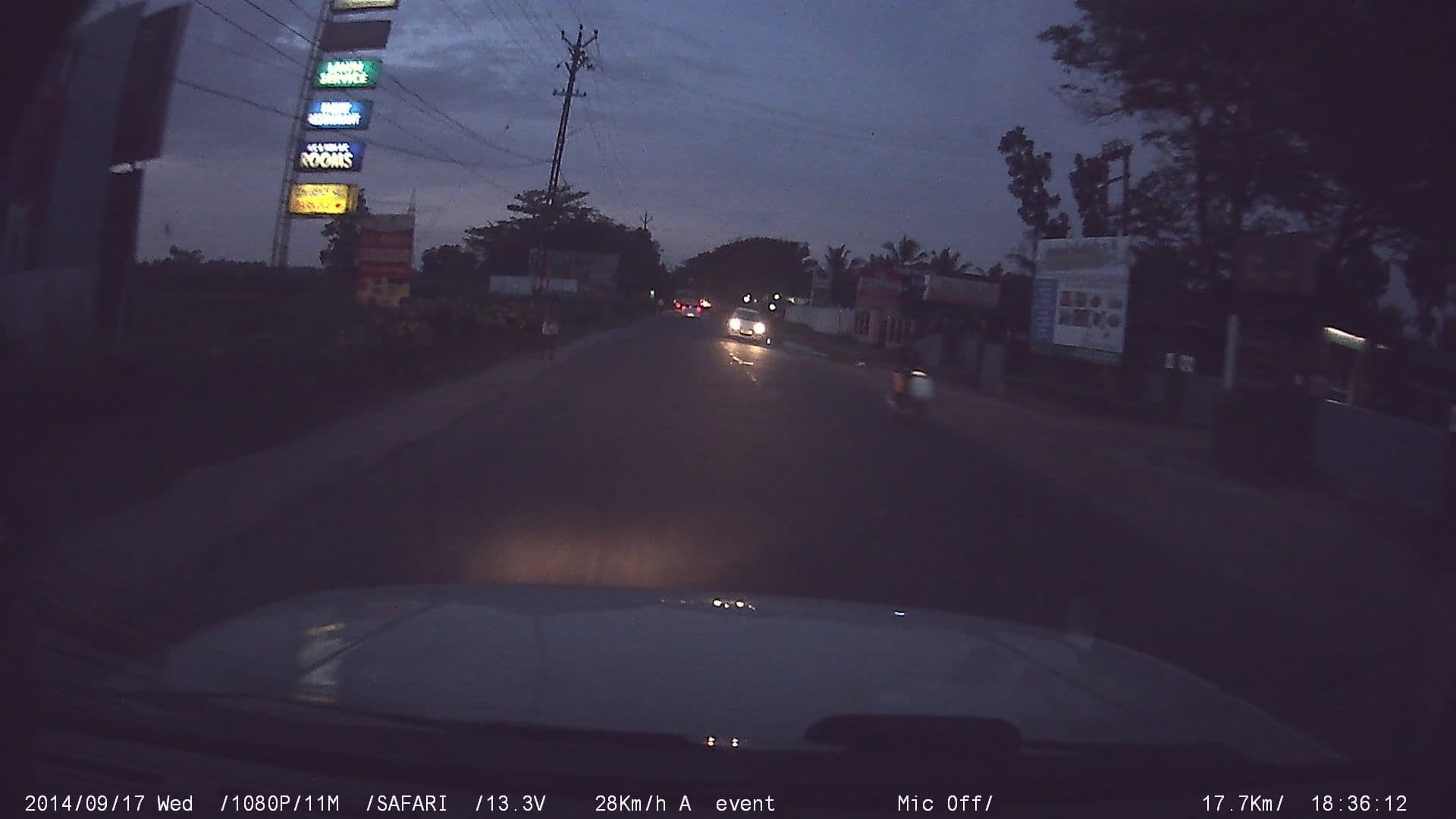 Street view near Hotel Breeze, Changanācheri — © johnichan (CC BY-SA · Mapillary)