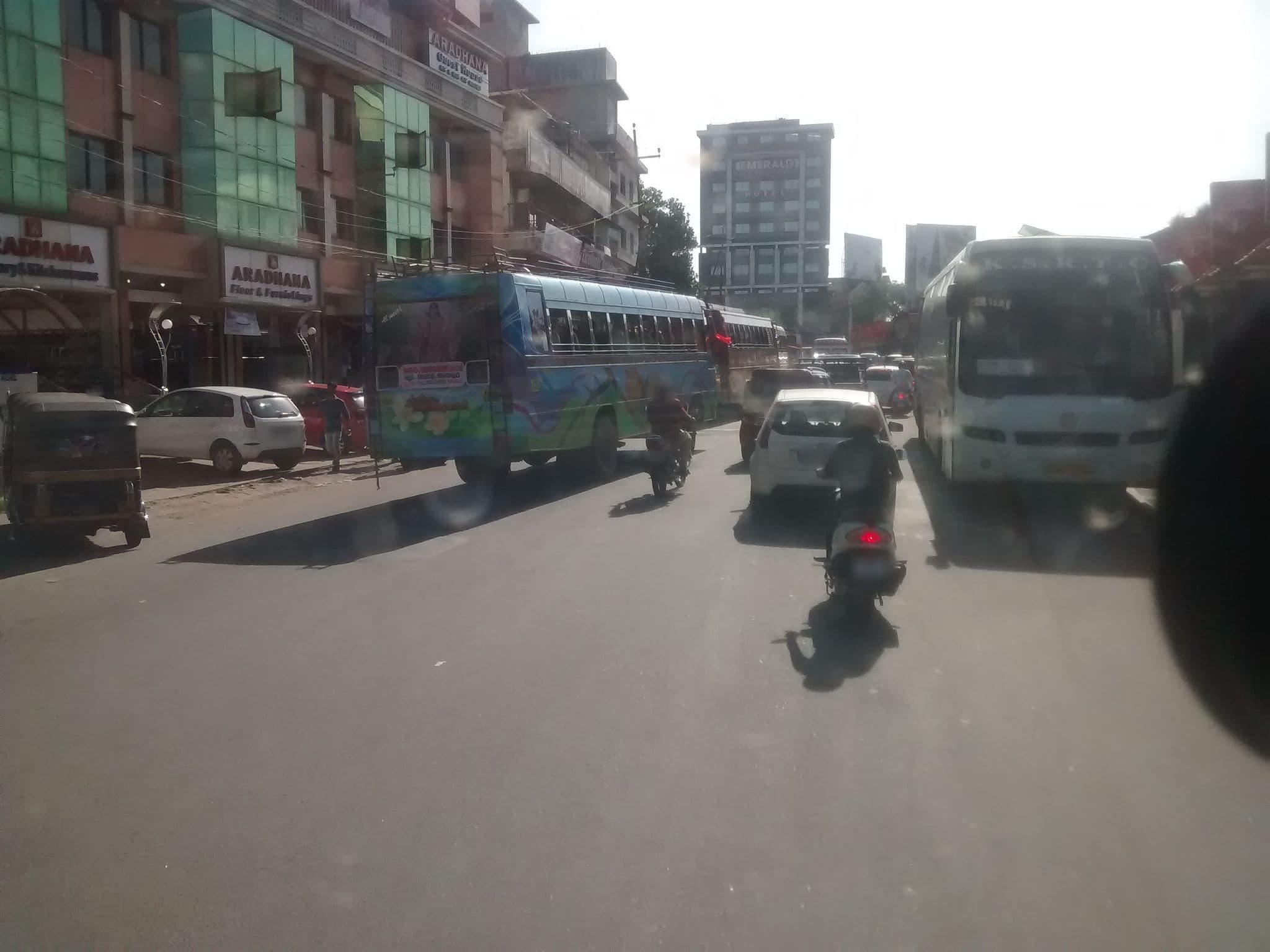 Street view near Aradhana Guest House, Thrissur — © chethan (CC BY-SA · Mapillary)
