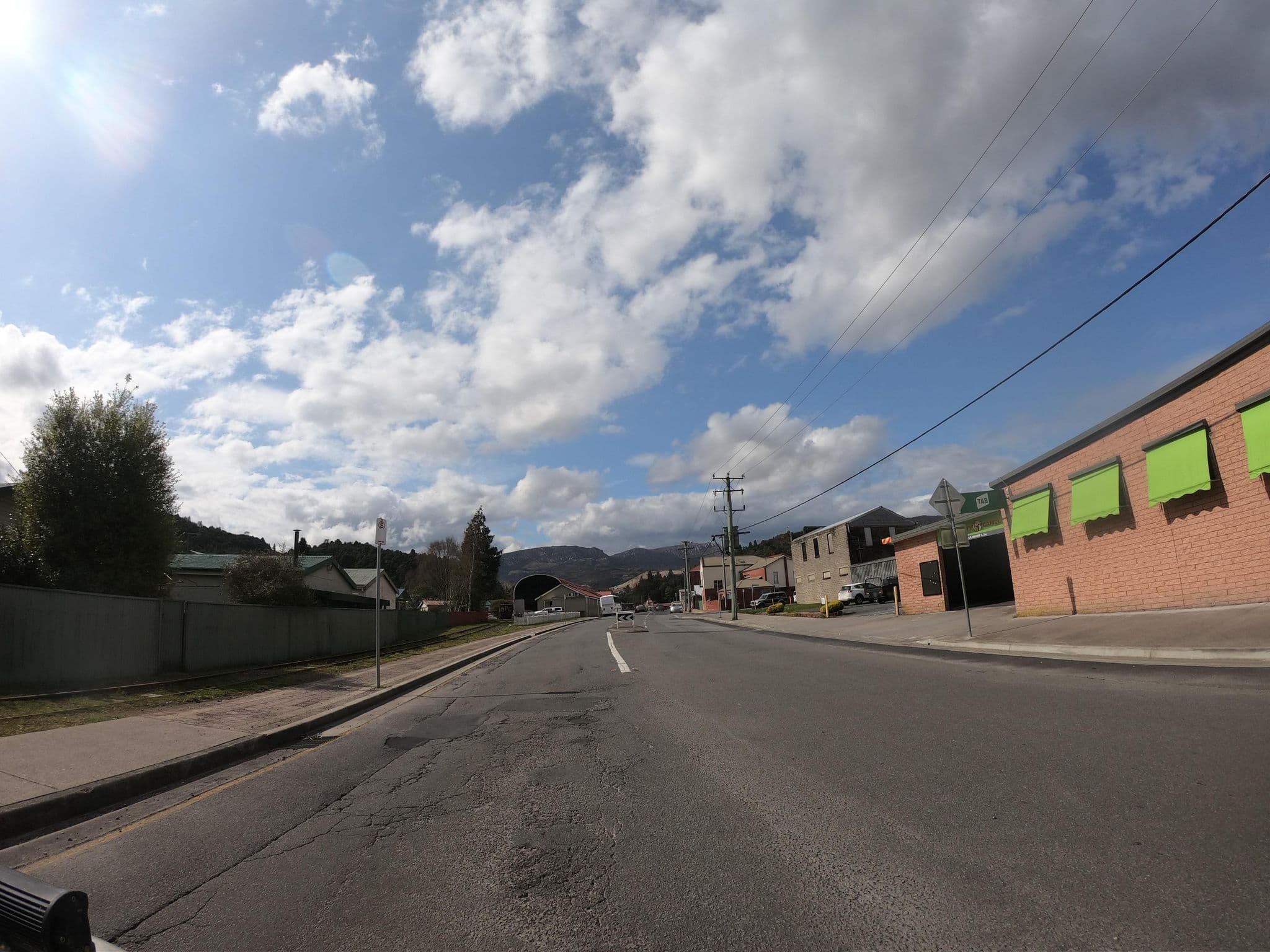 Street view near Railway Hotel, Sheffield — © tastrax (CC BY-SA · Mapillary)
