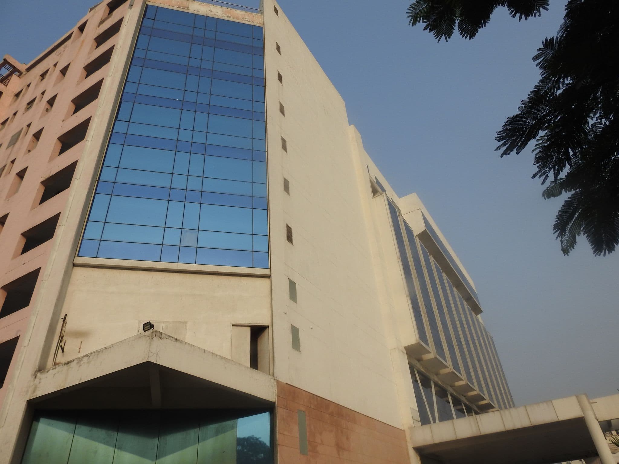 Street view near Lemon Tree Premier, Jaipur