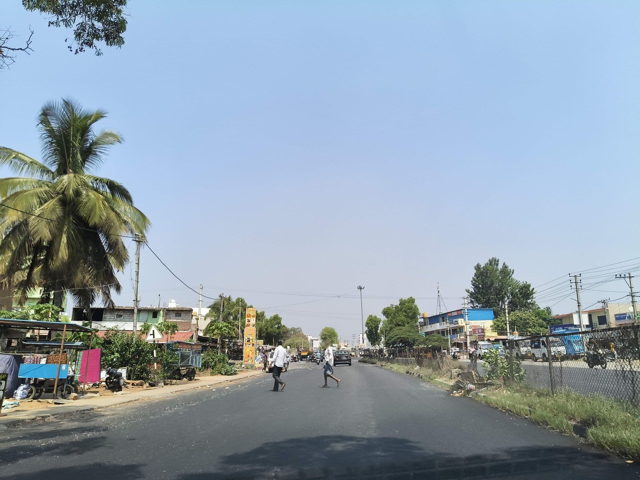 Street view near Hotel Devi Prasad, Elivāla — © ph4ni (CC BY-SA · Mapillary)