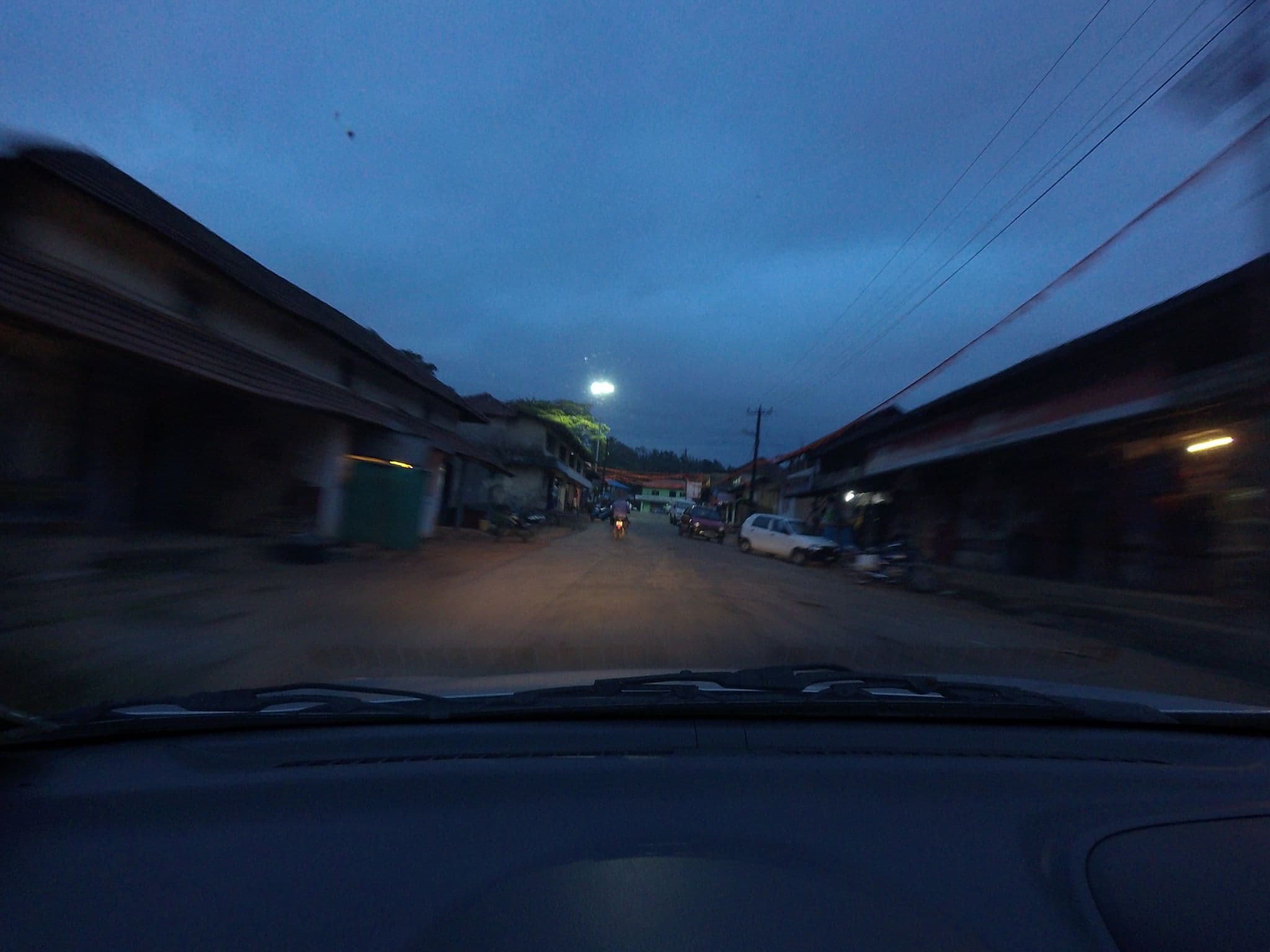 Street view near Hotel New Karnataka, Sakleshpur — © muzirian (CC BY-SA · Mapillary)