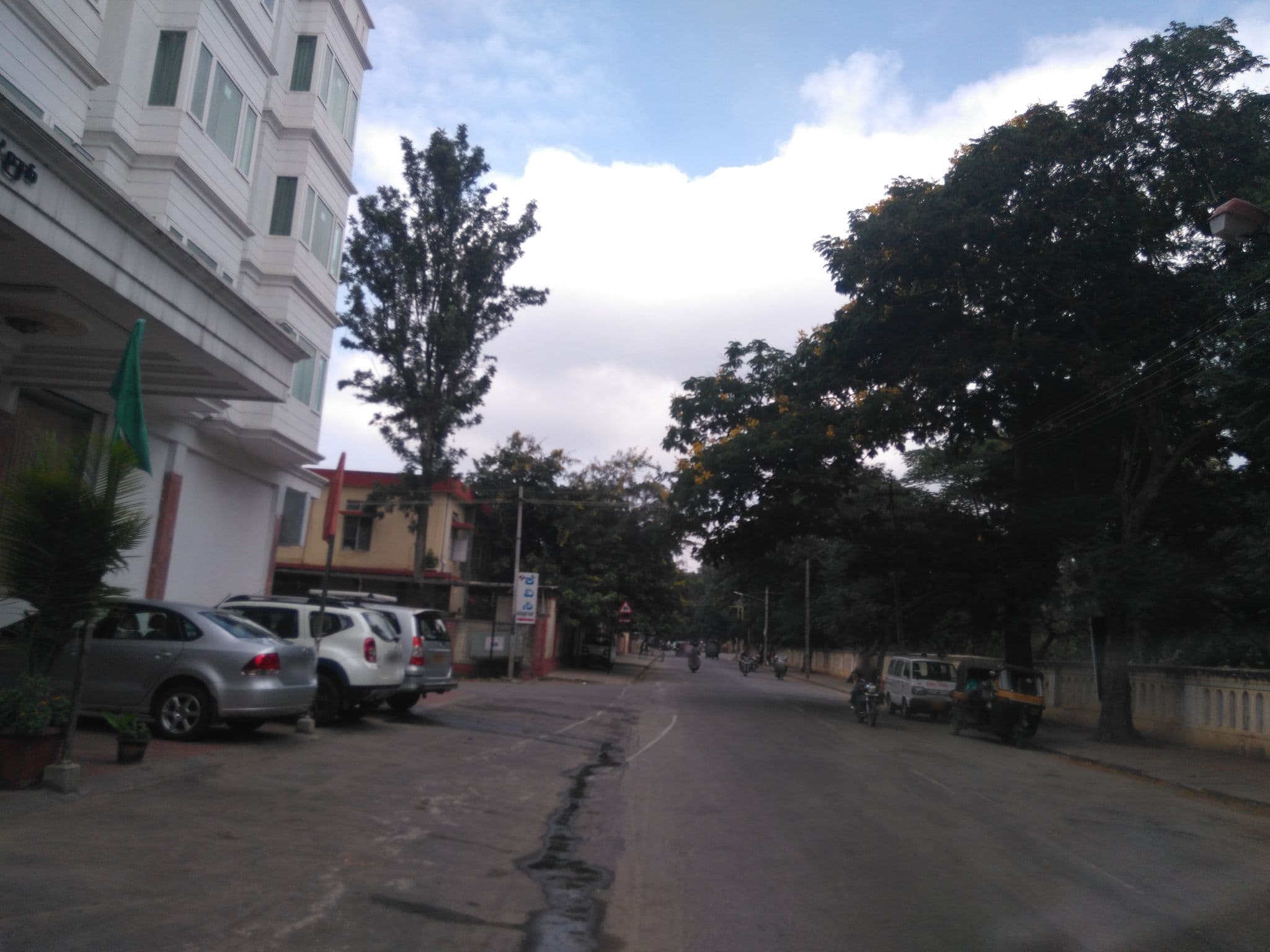 Street view near Hotel Adeline Mysore, Mysuru — © jacklee (CC BY-SA · Mapillary)