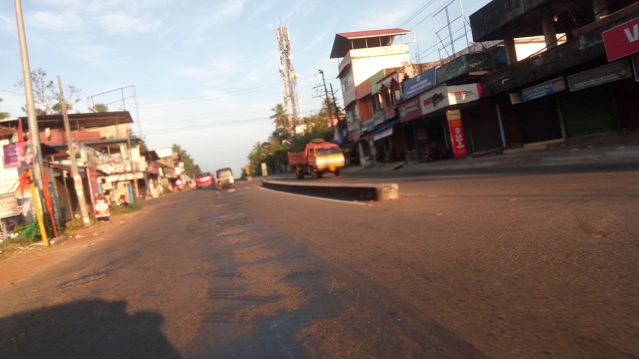 Street view near Uthradam, Kaiparamba — © manojbright (CC BY-SA · Mapillary)