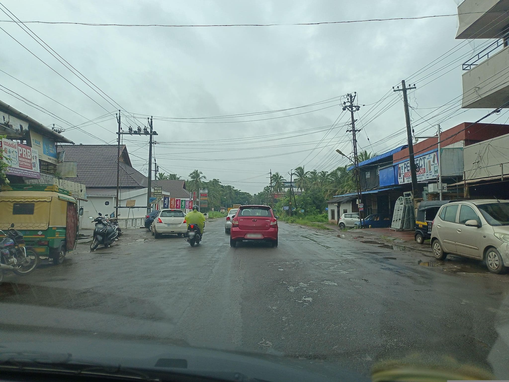 Street view near victory hotel, Porkolam — © gnoeee (CC BY-SA · Mapillary)