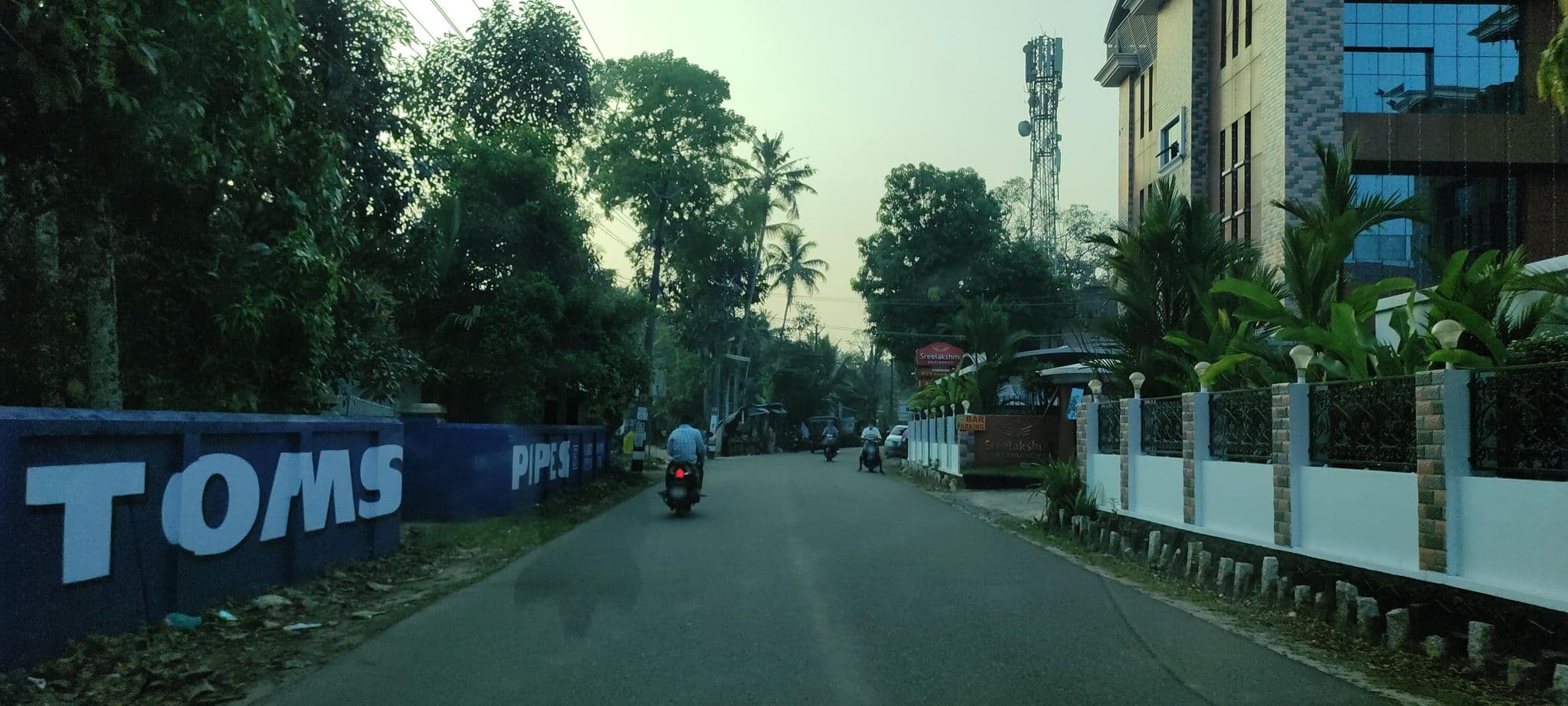 Street view near sreelekshmi residency, Krishnāpuram — © V15 (CC BY-SA · Mapillary)