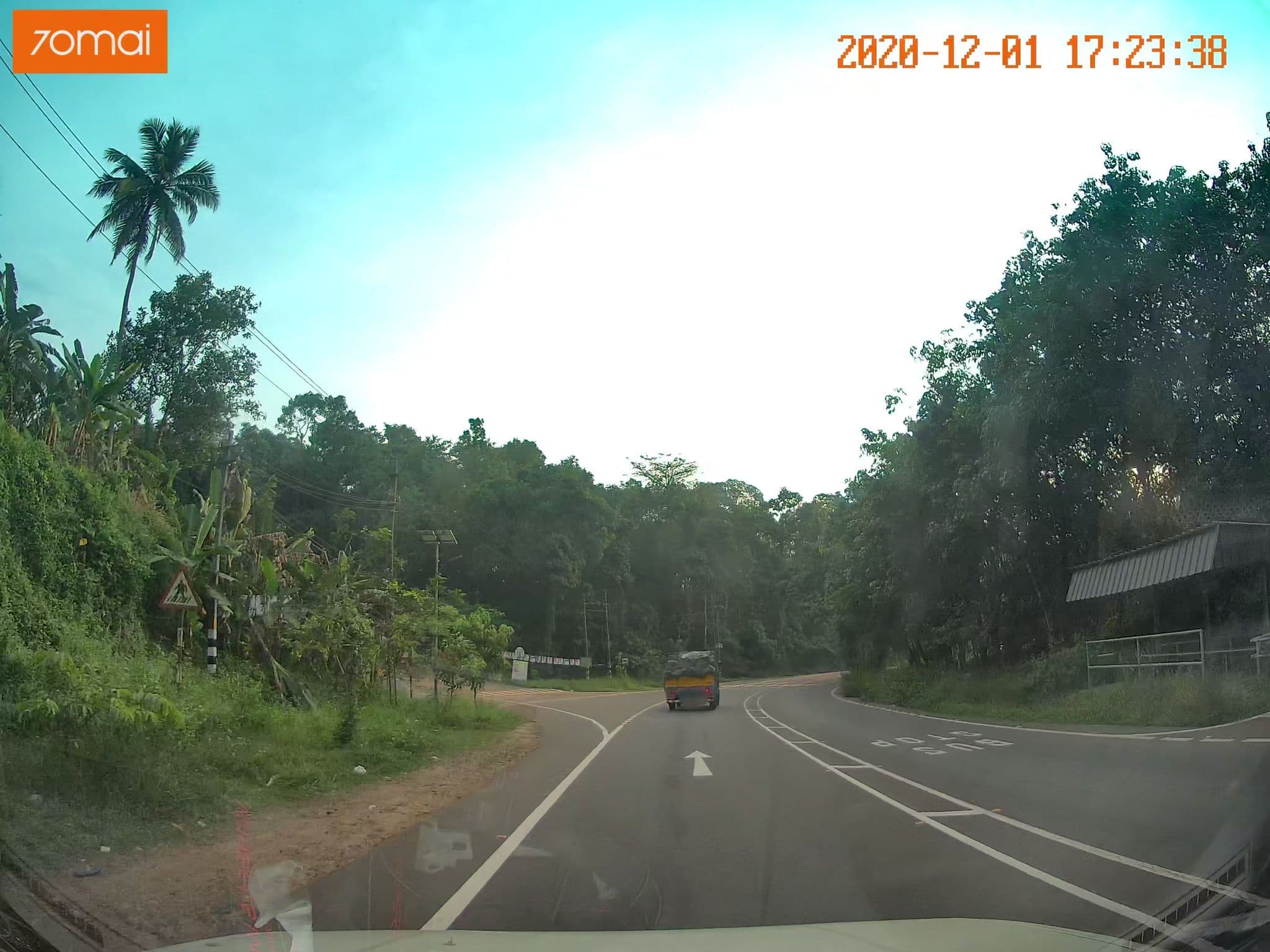 Street view near Pacha Kandhari, Muvattupuzha — © johnichan (CC BY-SA · Mapillary)