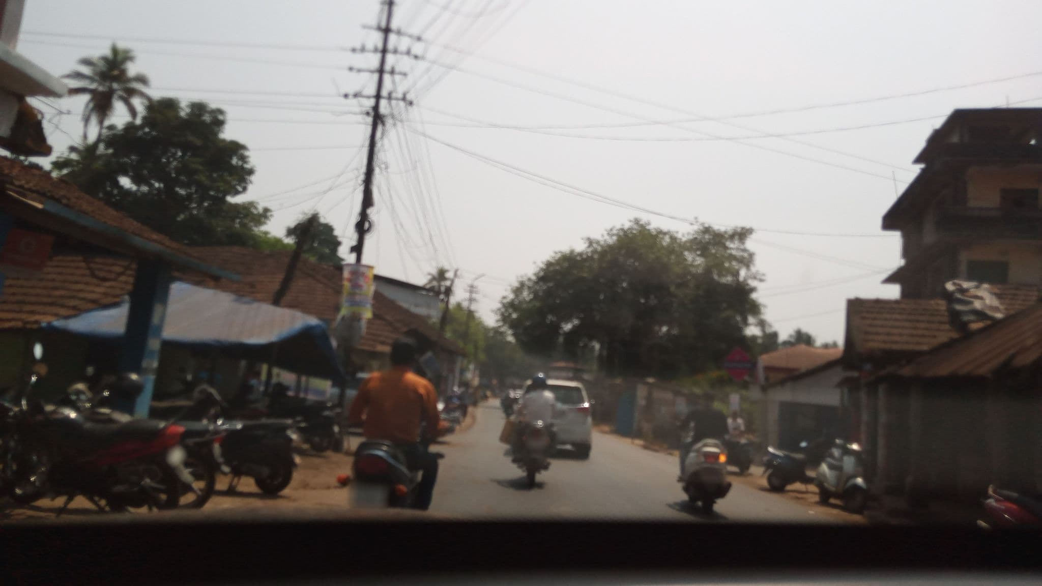 Street view near Manoranjan, Cuncolim — © pradeepbv (CC BY-SA · Mapillary)