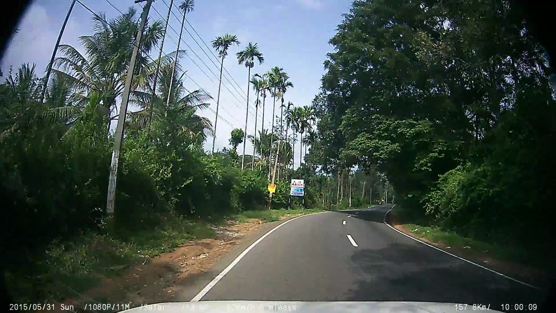 Street view near Taste and Mist Hotel, Vellarmkunnu, Kalpatta — © johnichan (CC BY-SA · Mapillary)