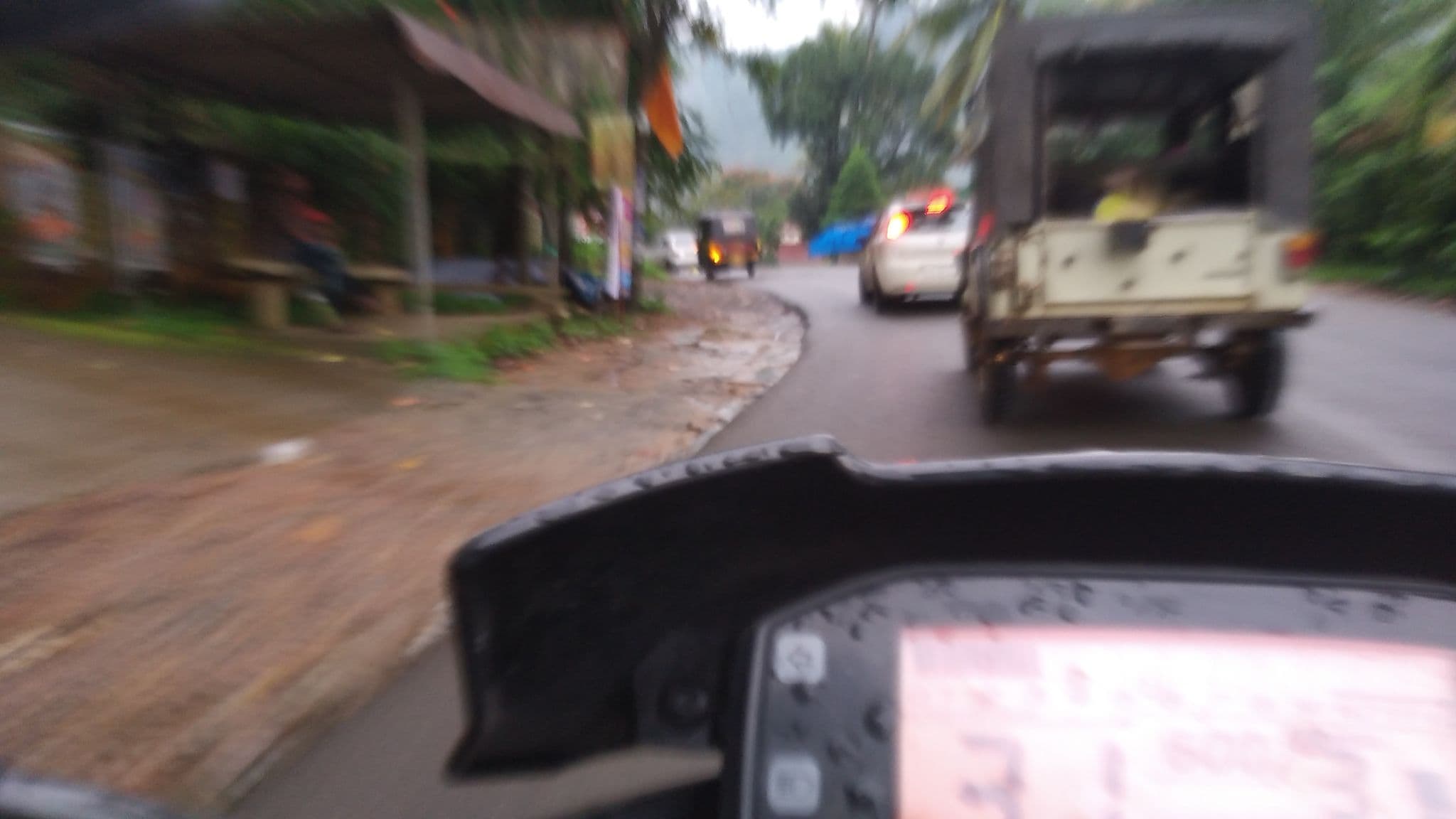 Street view near Jose Tea Stall, Munnar
