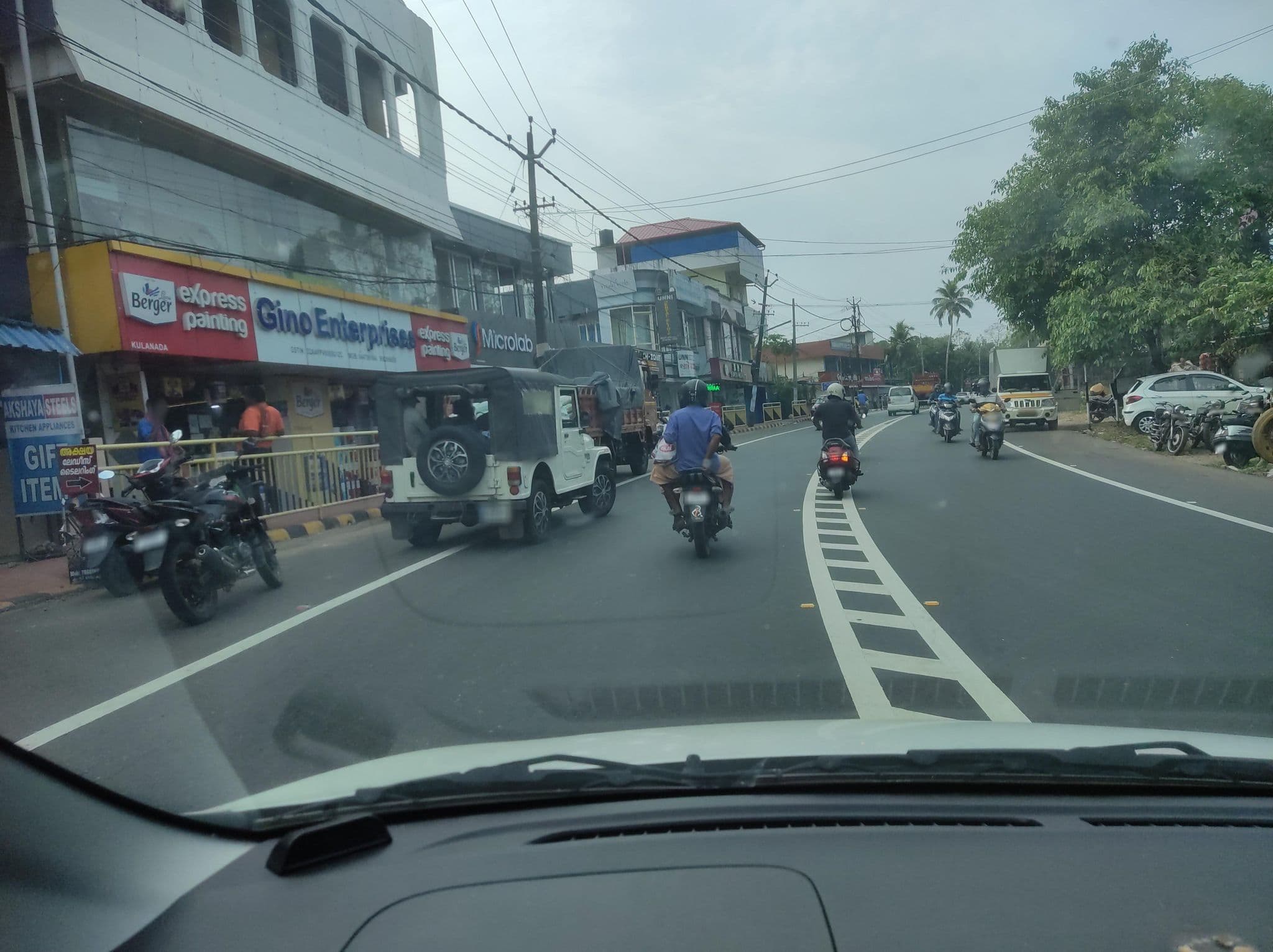 Street view near Janakya, Chengannūr — © V15 (CC BY-SA · Mapillary)