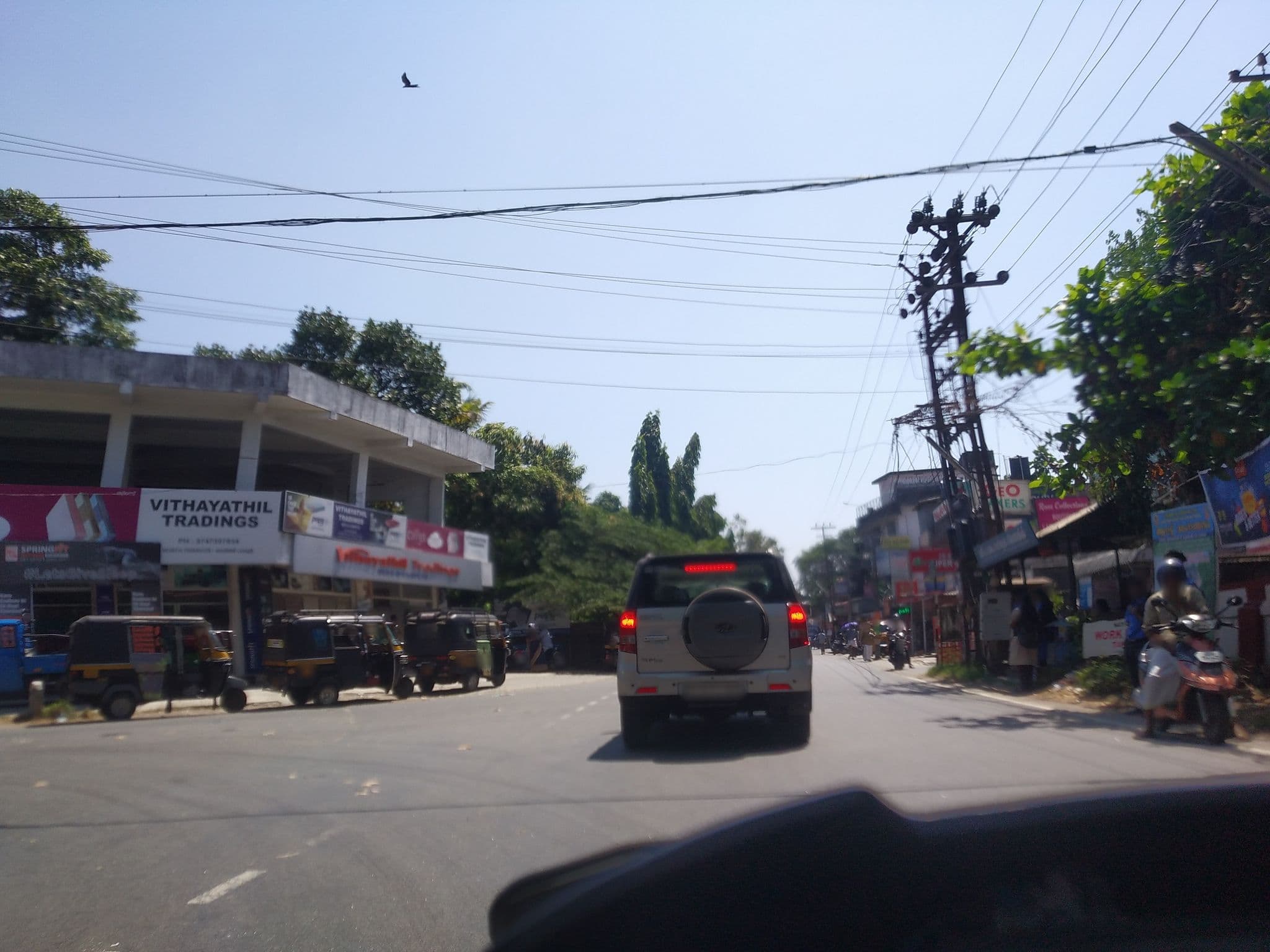 Street view near Mankara, Parūr — © jothishbabu (CC BY-SA · Mapillary)