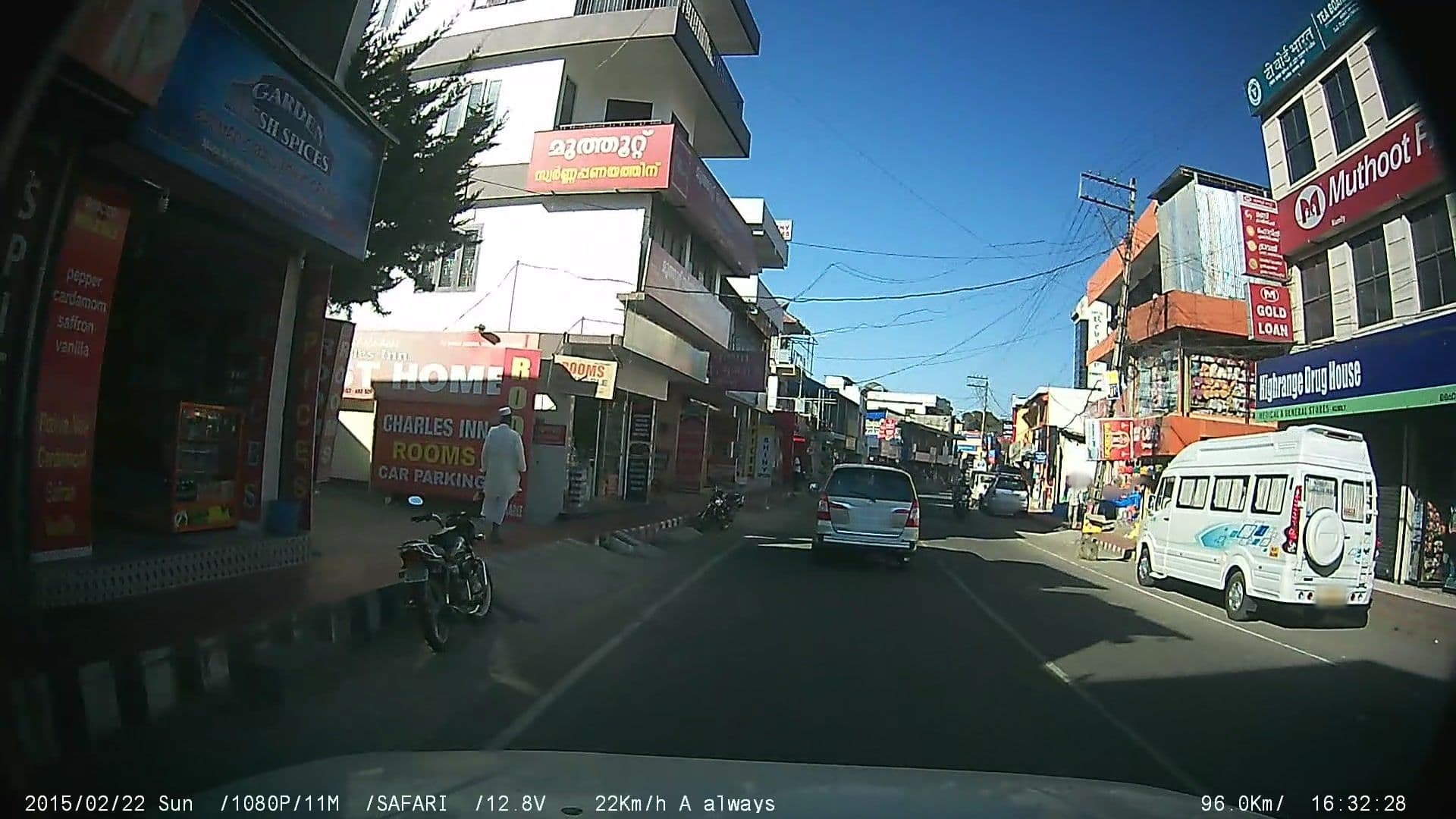 Street view near Silver Wood Residency, Cumbum — © johnichan (CC BY-SA · Mapillary)
