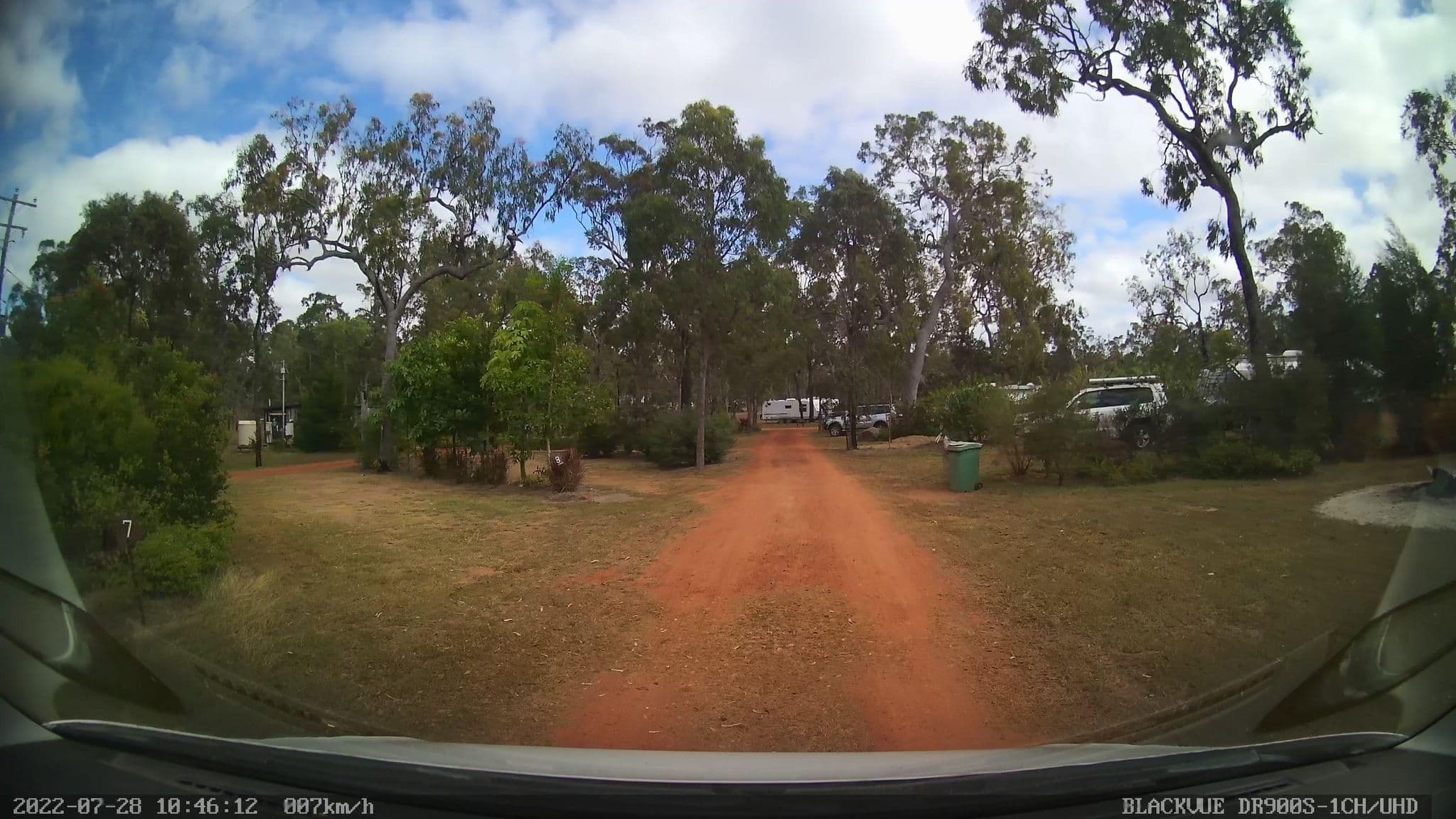 Street view near Pinnarendi Station Stay & Cafe, Millstream — © bob3bob3 (CC BY-SA · Mapillary)